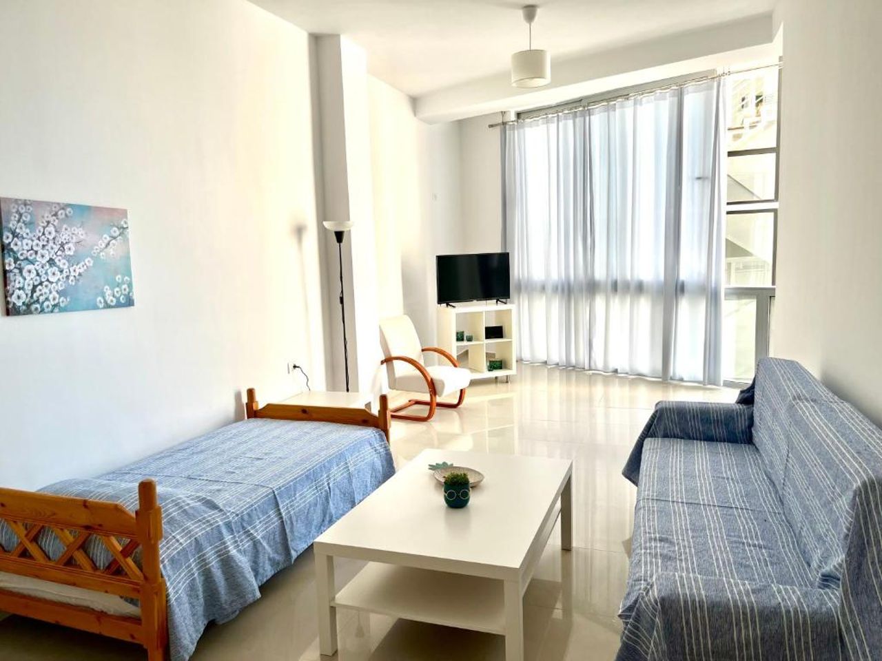 Blue Saranda room