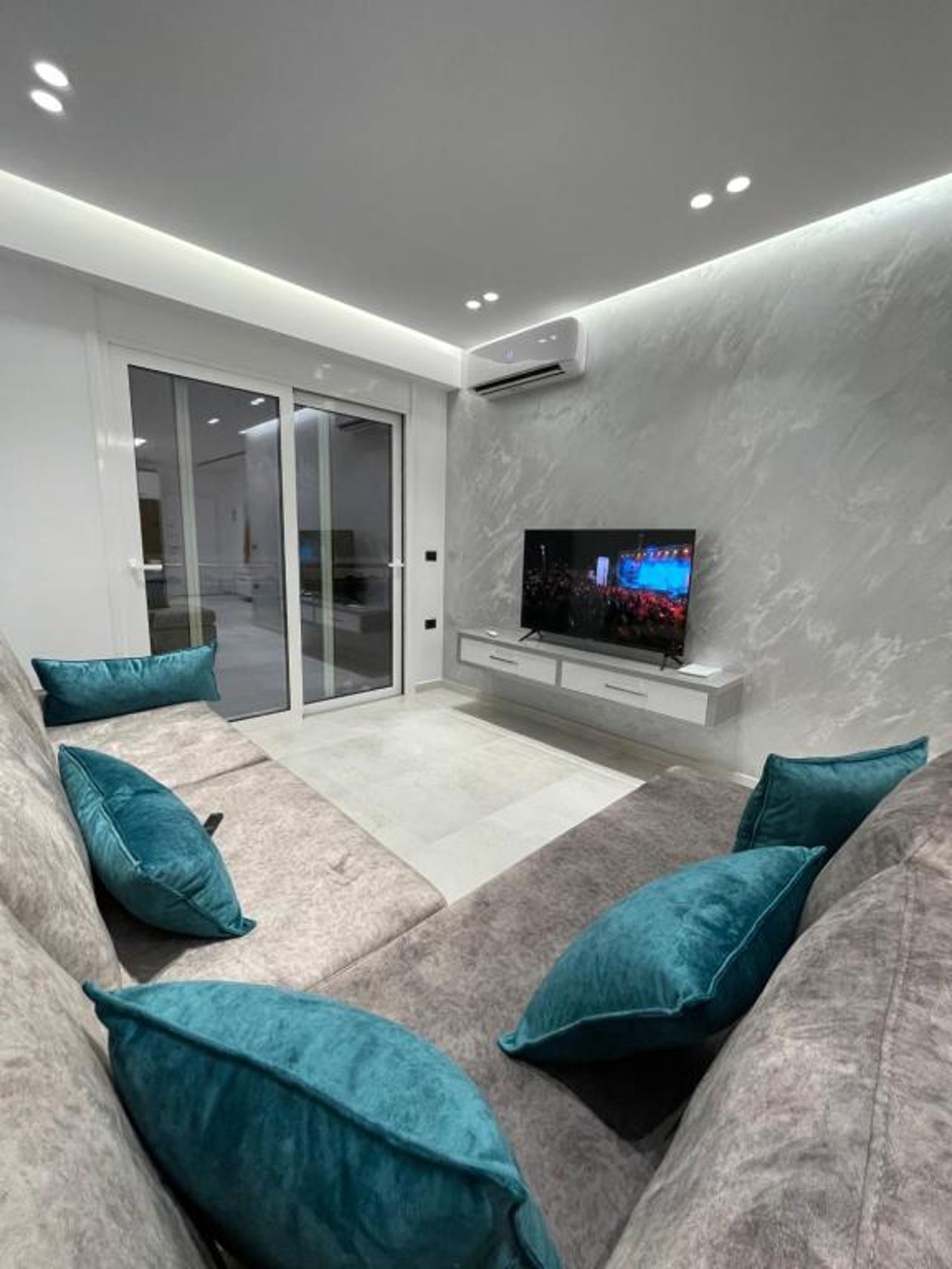 Alpha Lux Apartment