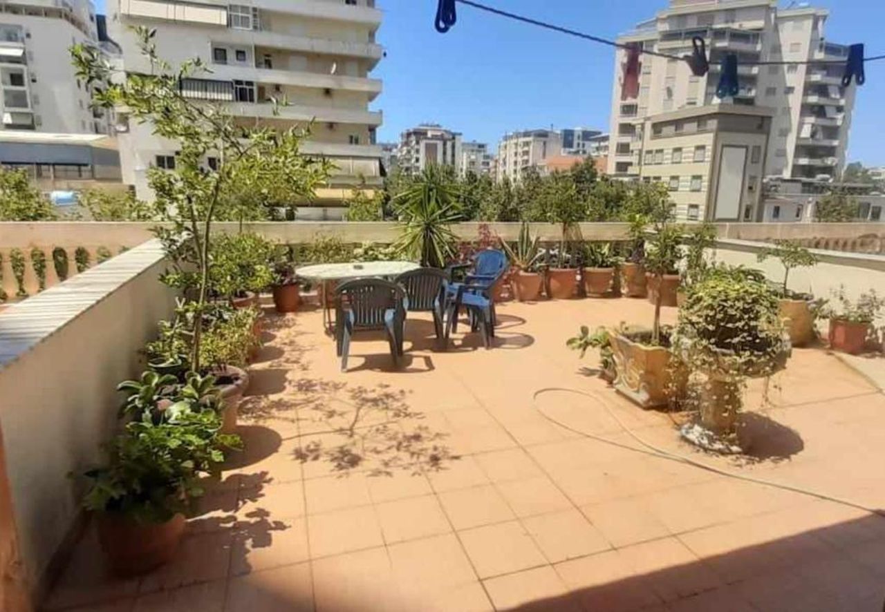 Megan Apartament