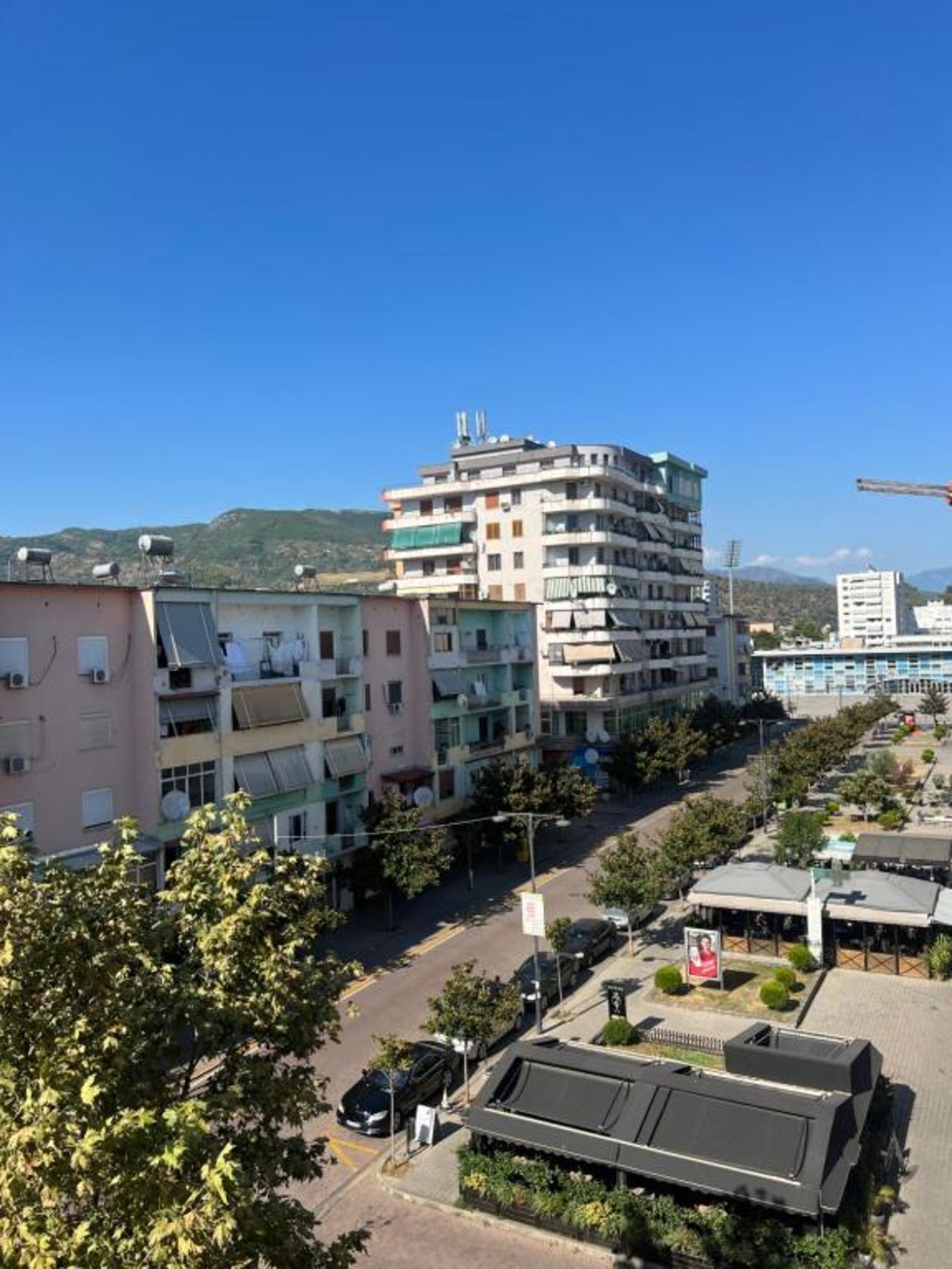 Apartament Qender