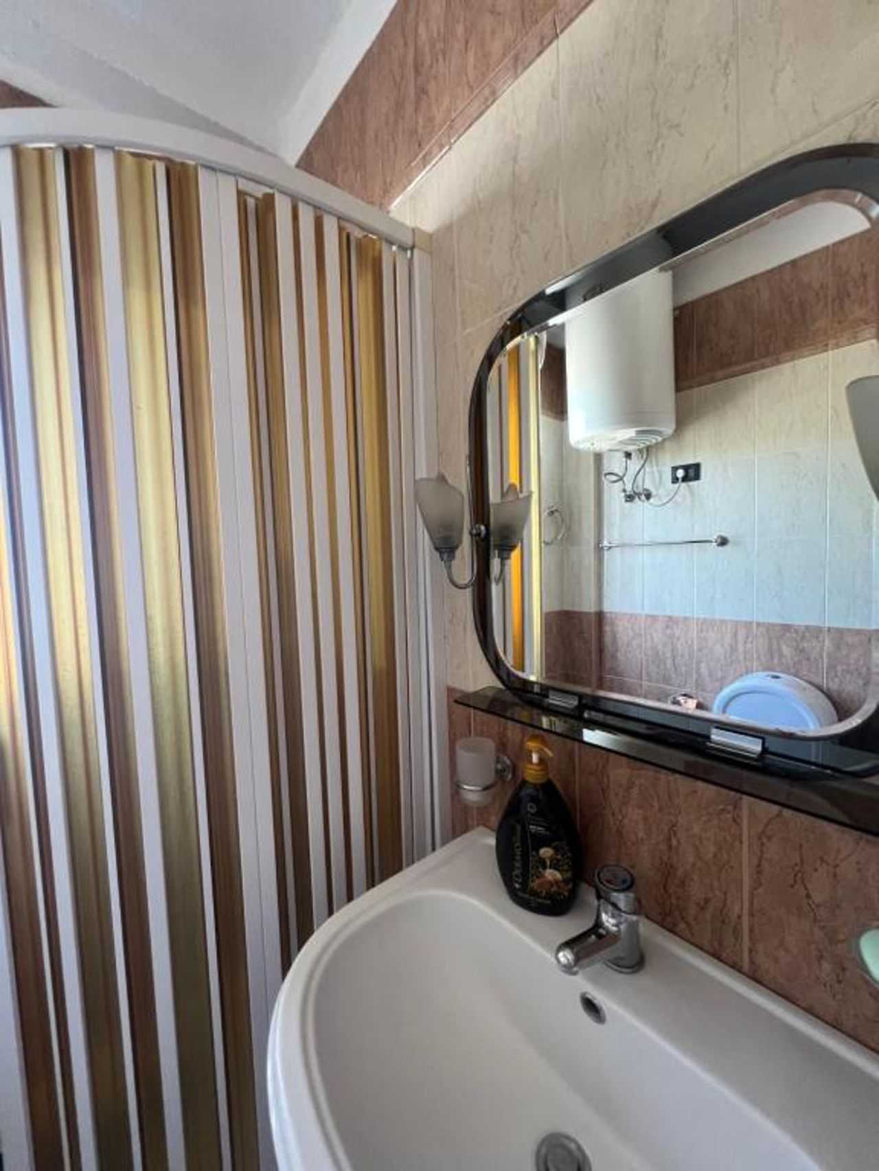 Apartament Qender