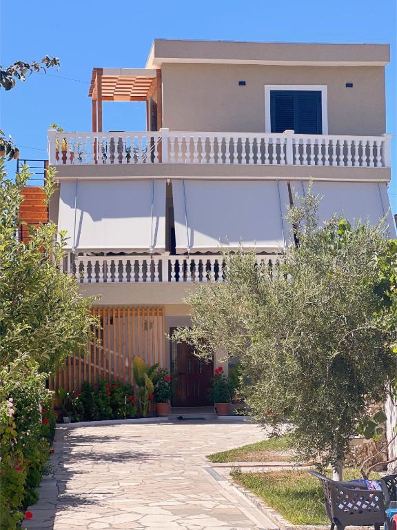 Villa Kanto (Holiday apartments and rooms)
