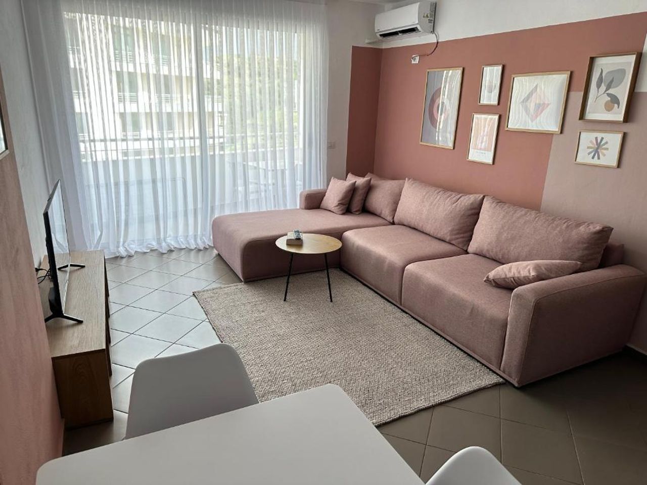 Lulu Suites - Coral
