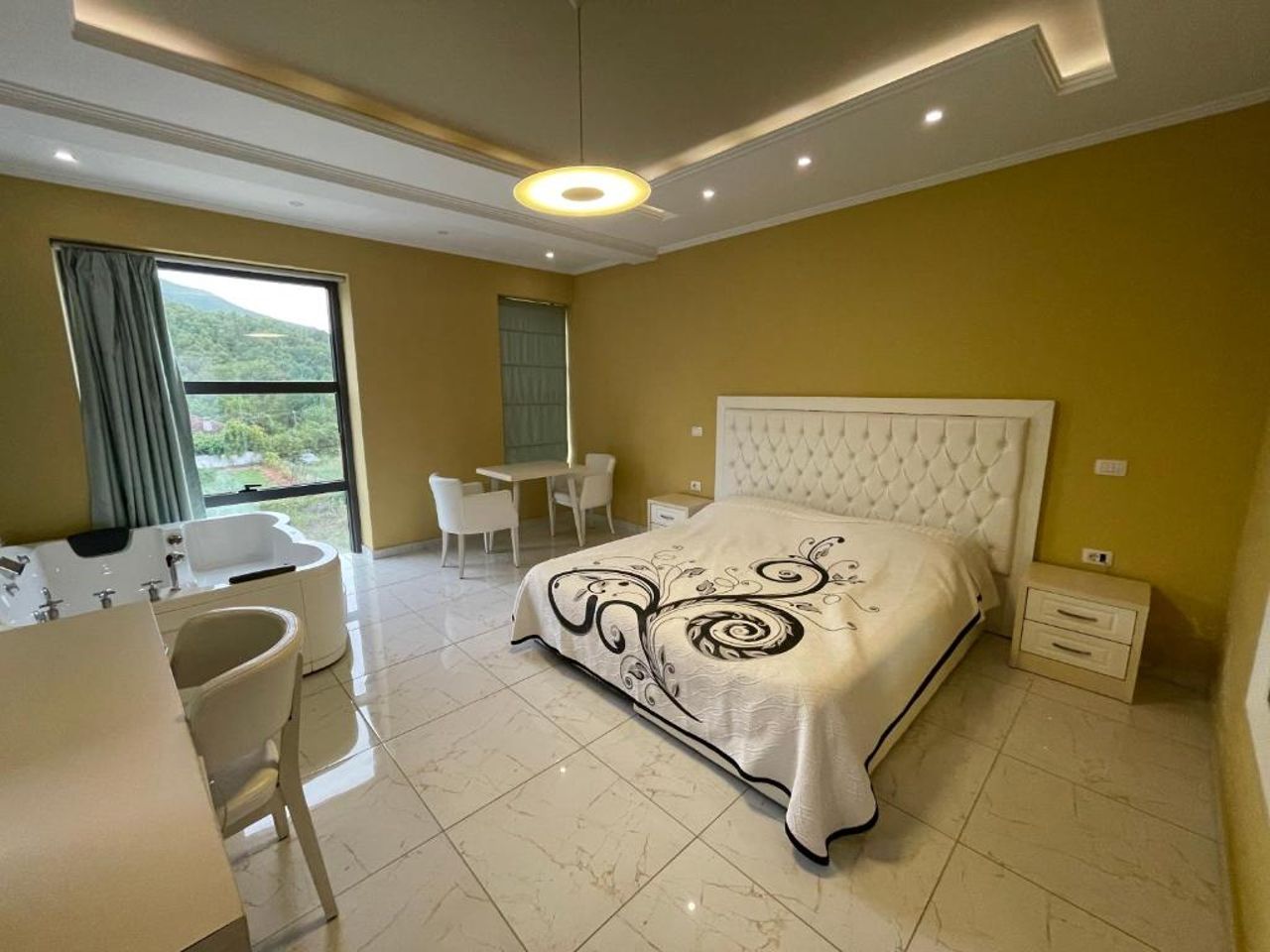 Hotel Kthella Resort