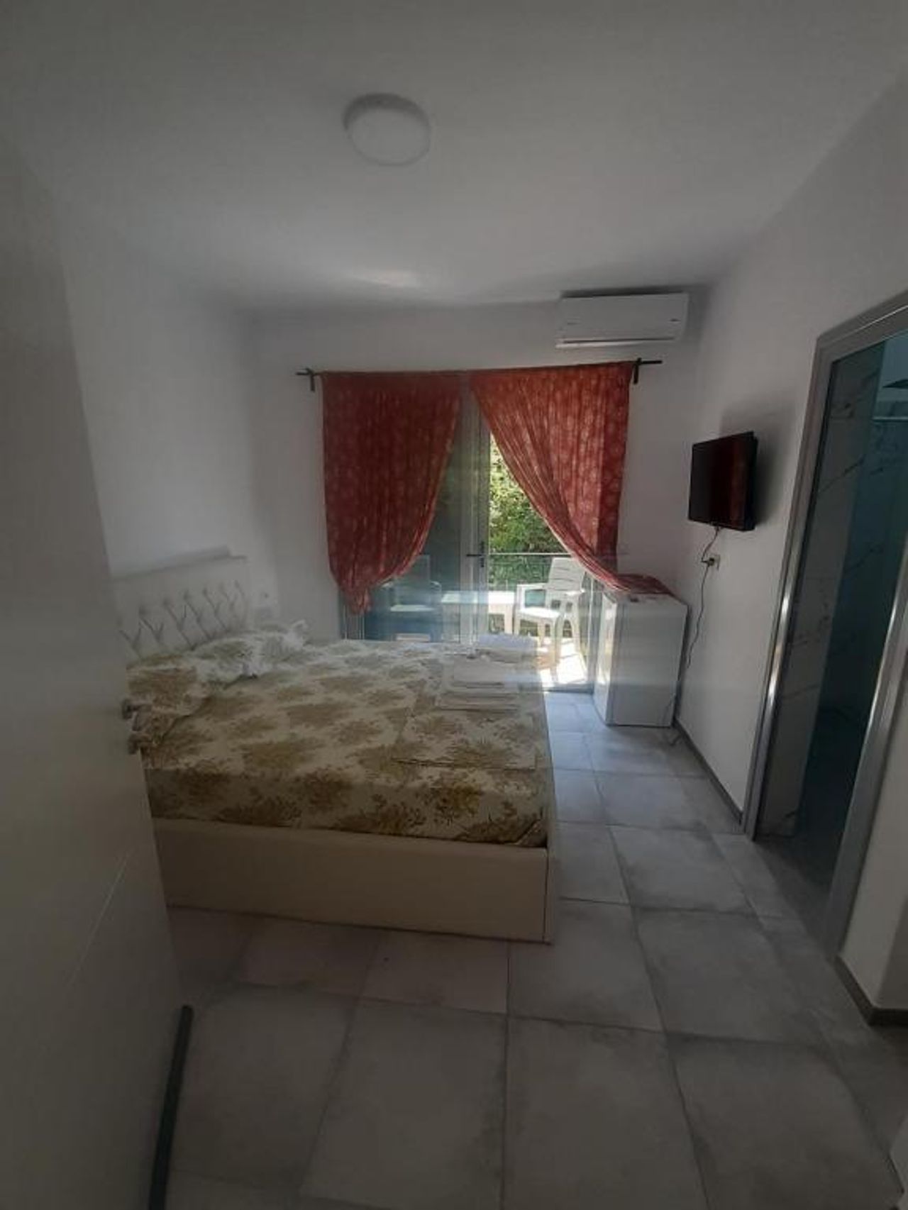 Amantius room