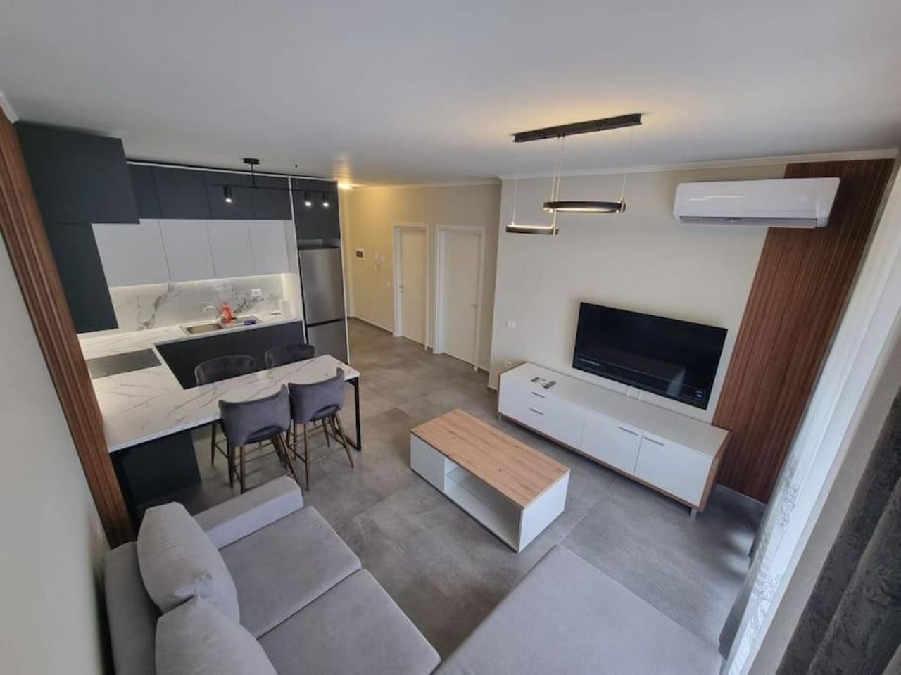 H&E Sea view 2-Bedroom Apt Qerret