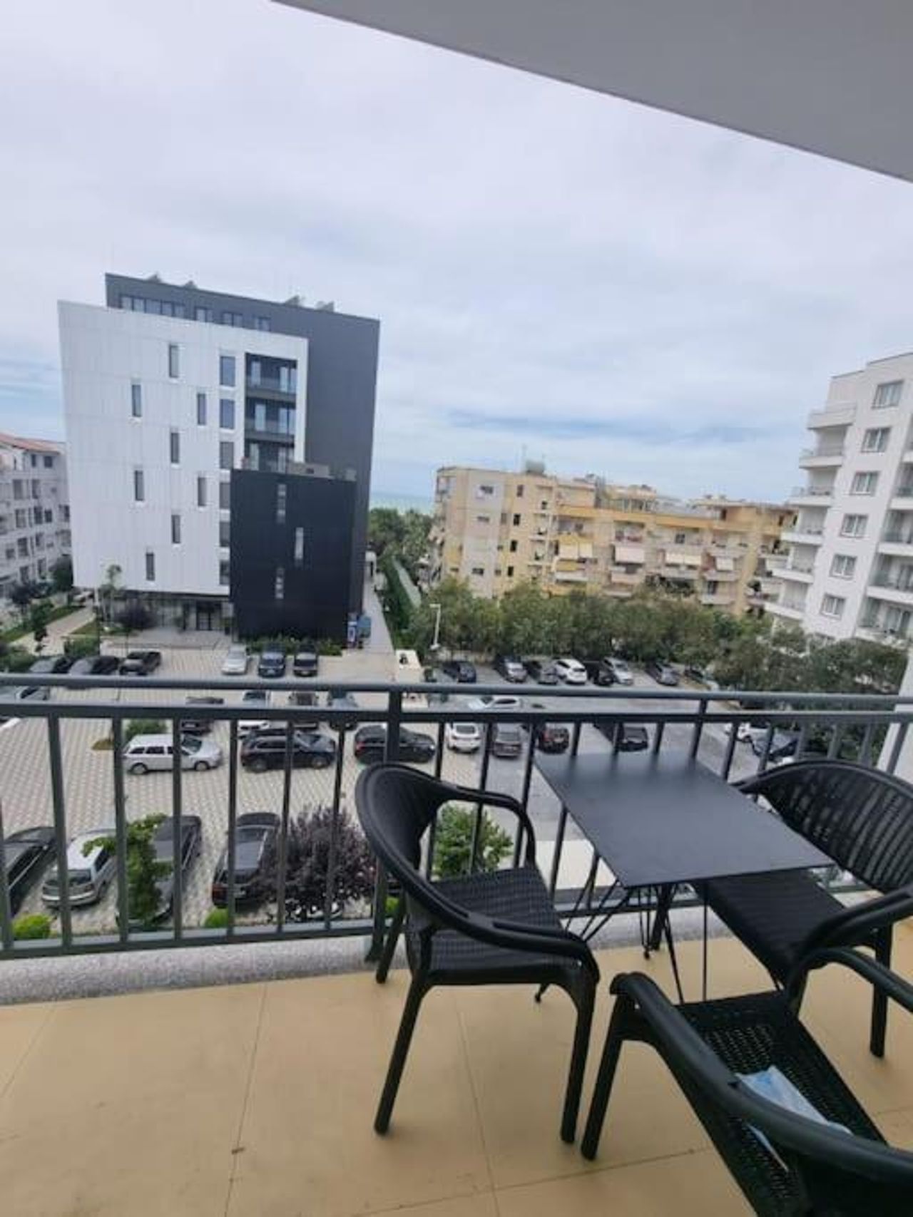 H&E Sea view 2-Bedroom Apt Qerret