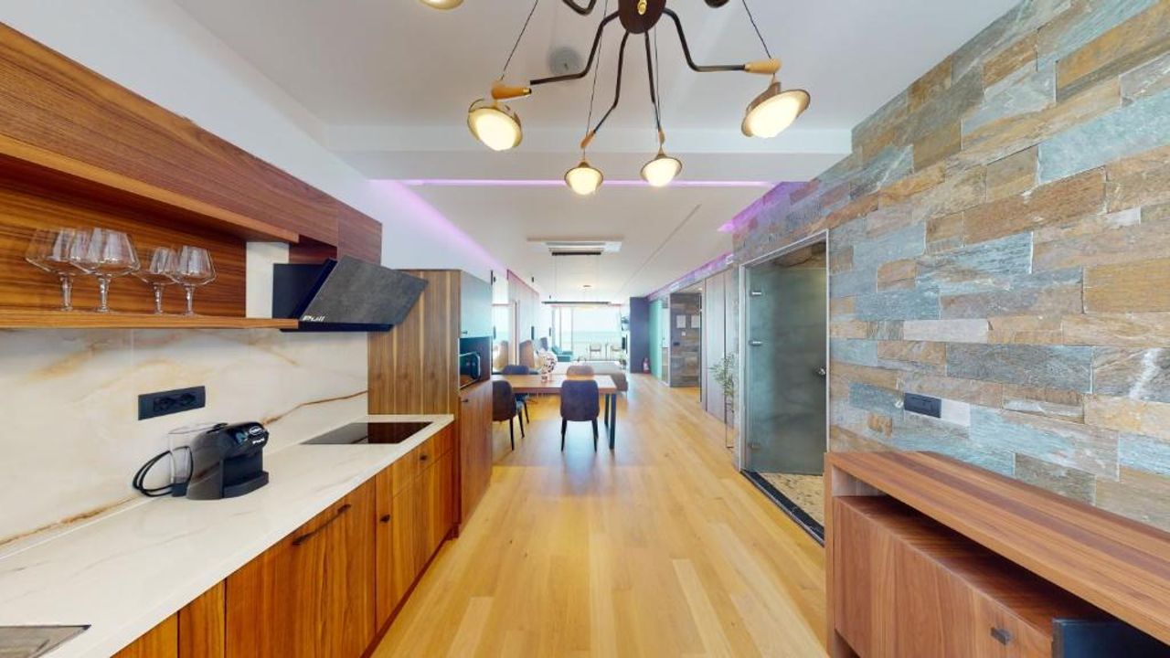Luxury Apartment Cape of Rodon 2.1