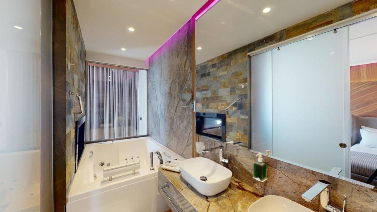 Luxury Apartment Cape of Rodon 2.1