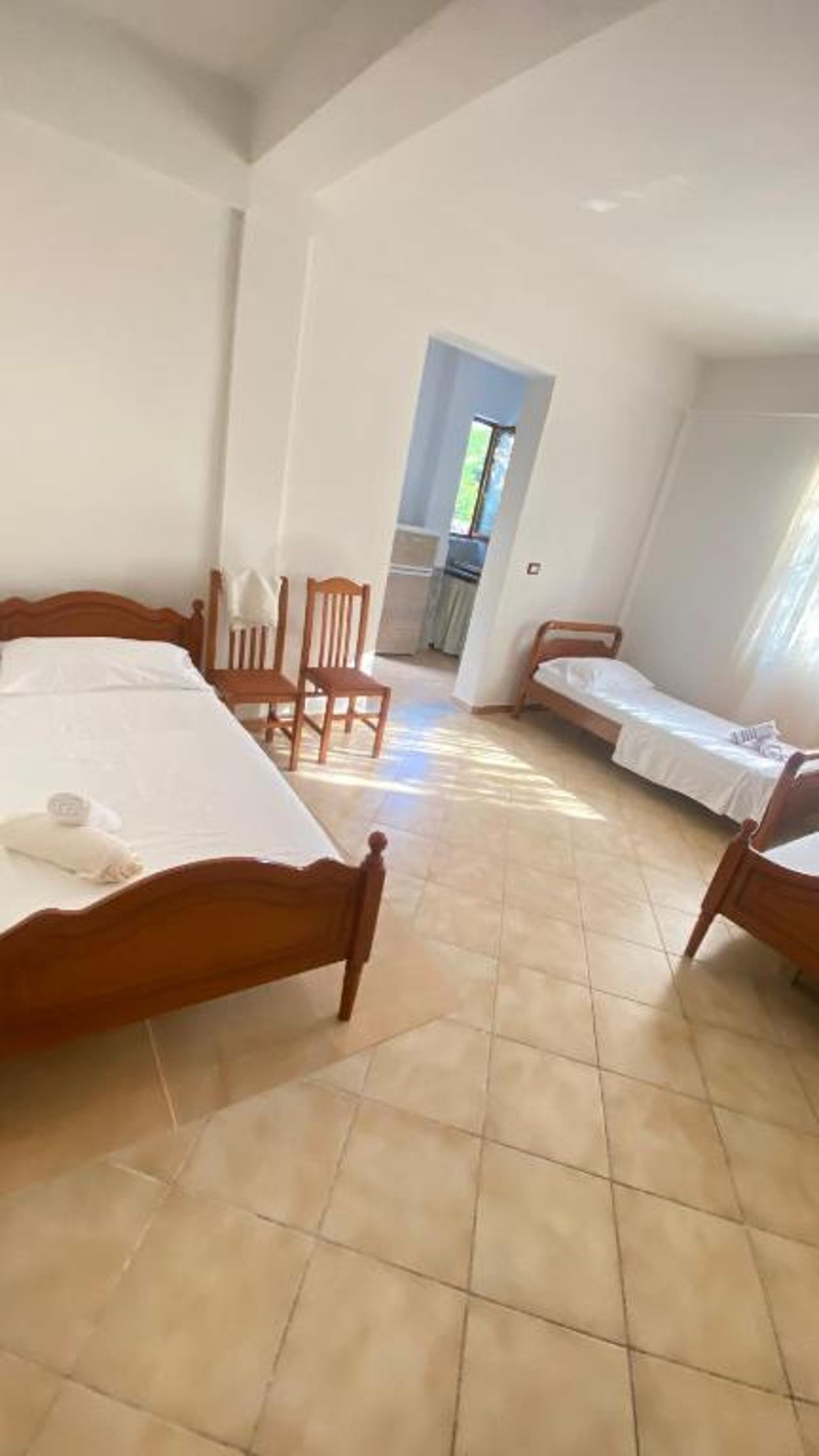 Besart room