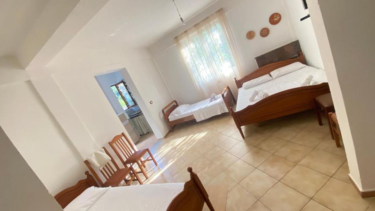 Besart room