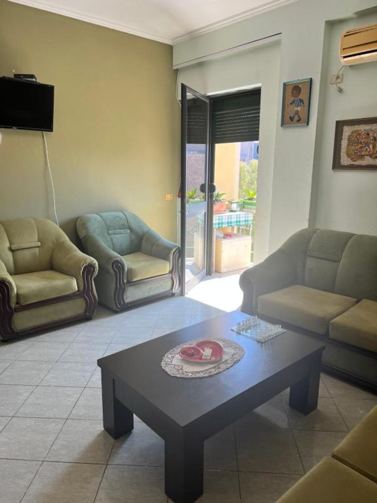 Comfortable condo near the beach