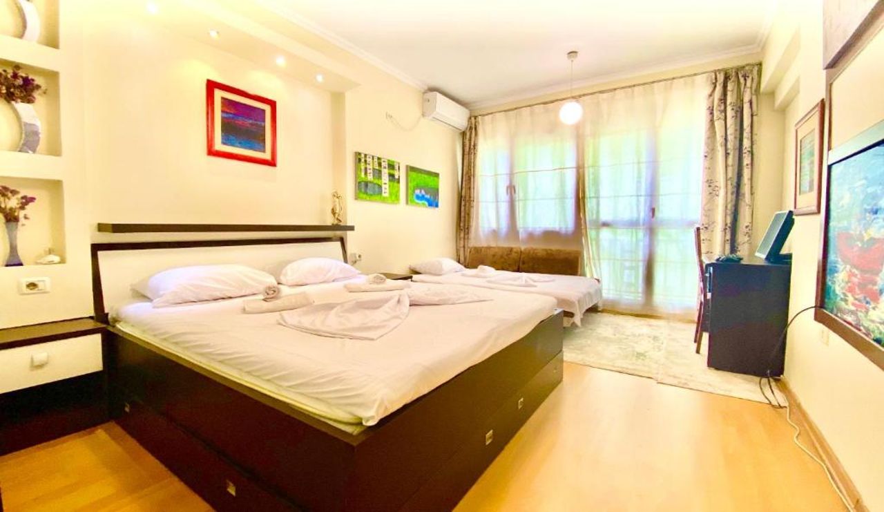 Blloku Apartment