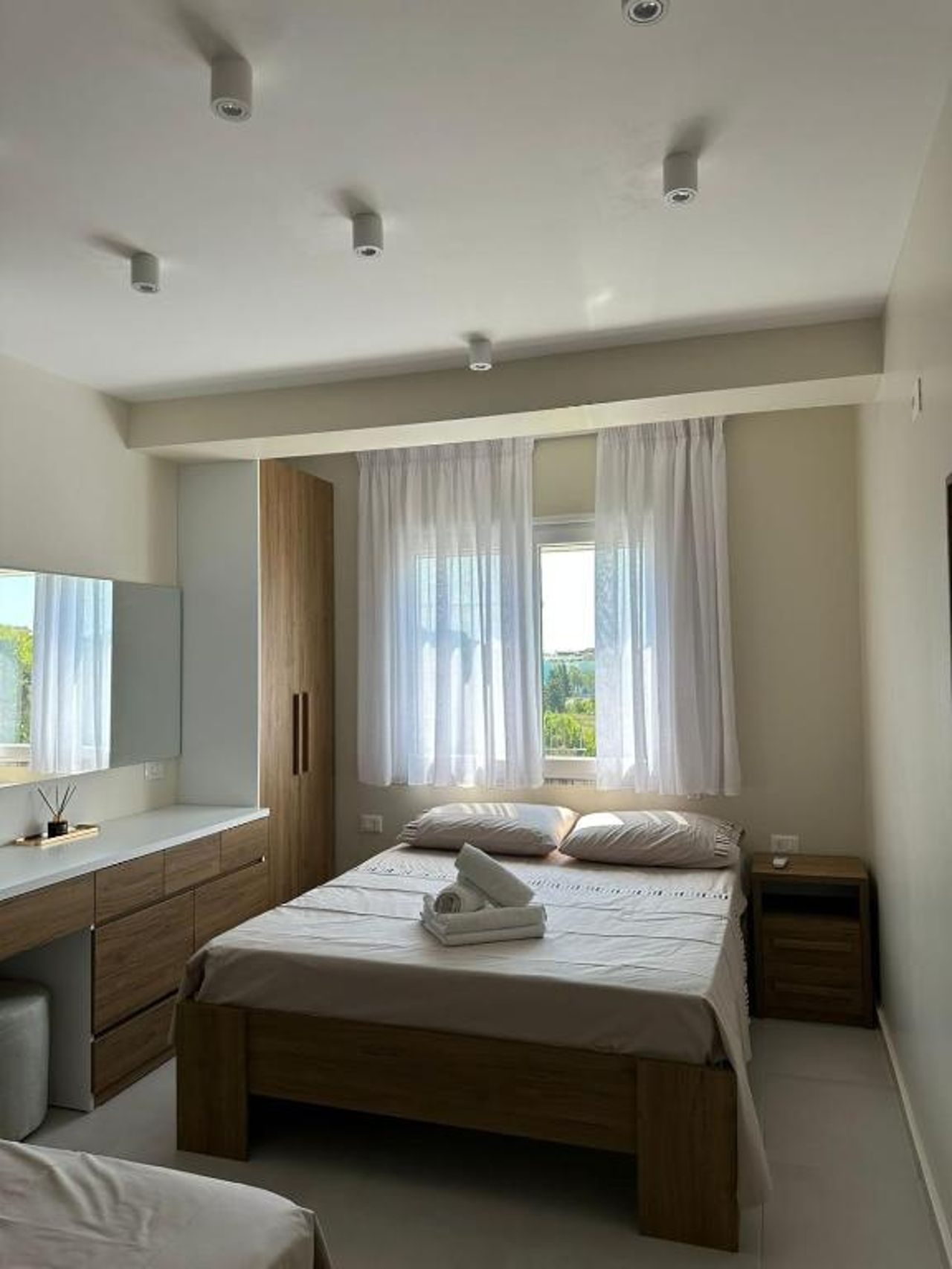 Suit Apartment Golem, Durres