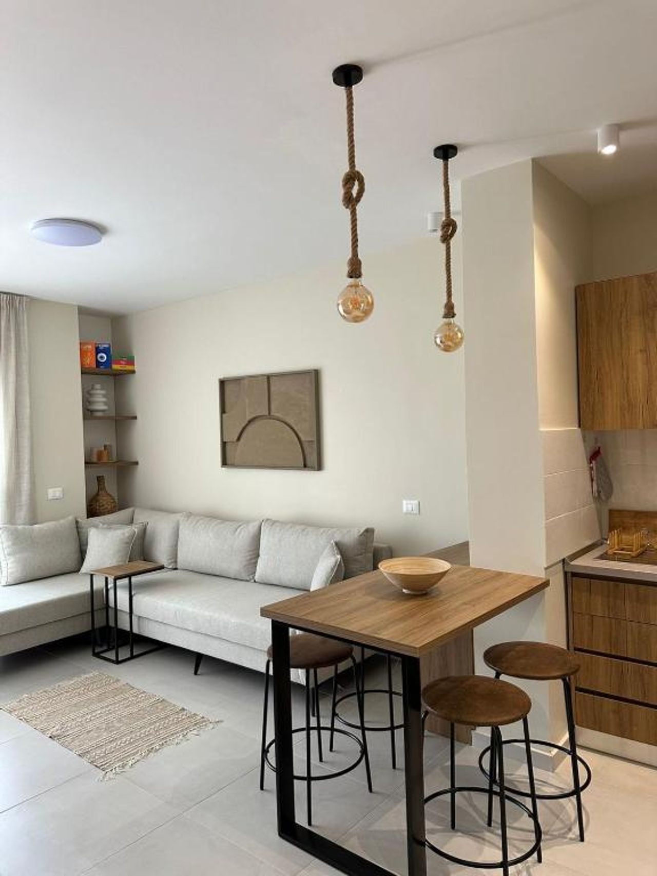 Suit Apartment Golem, Durres