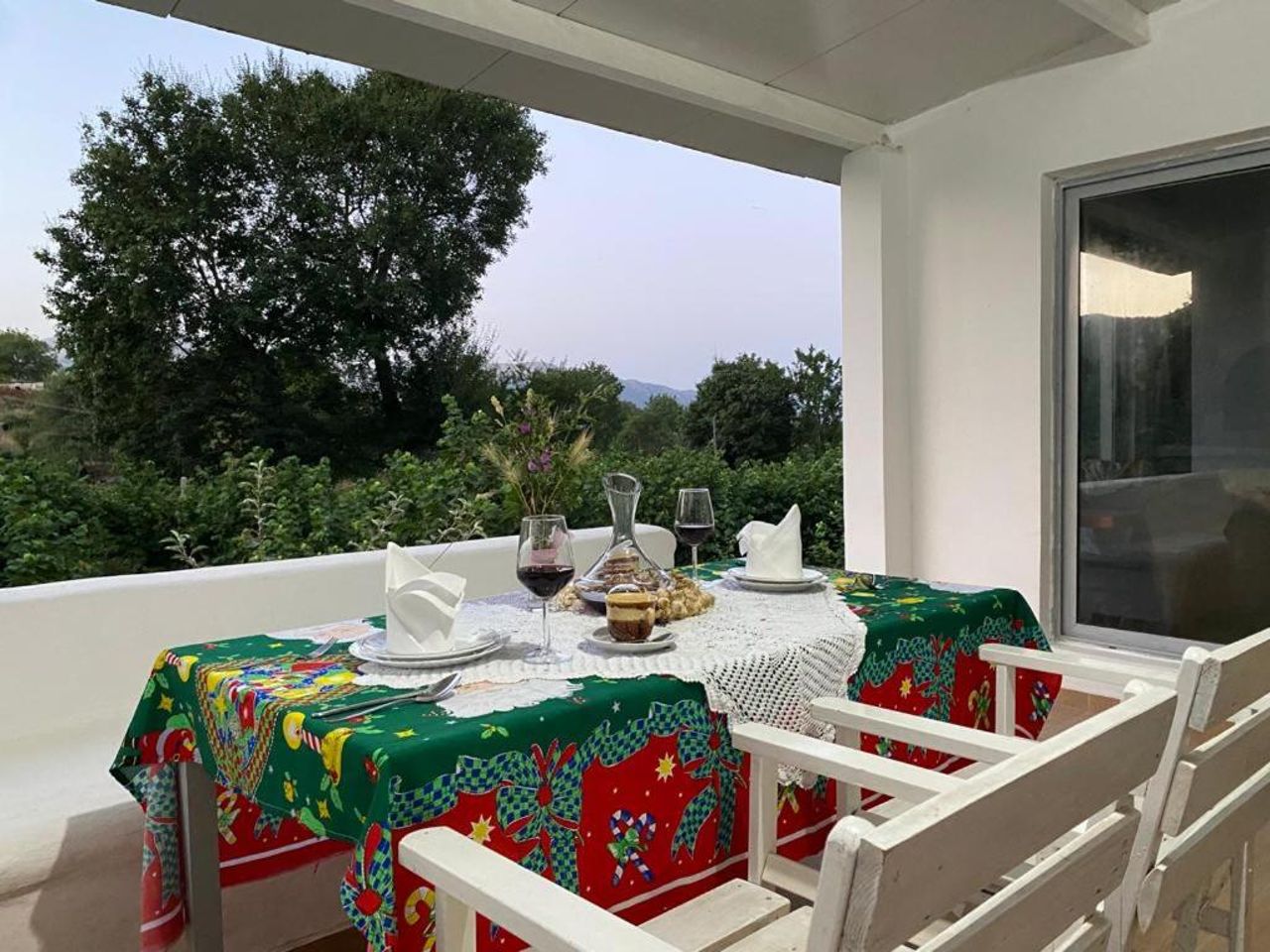 Villa Meta - Welcoming You with Byrek & Traditional Meals