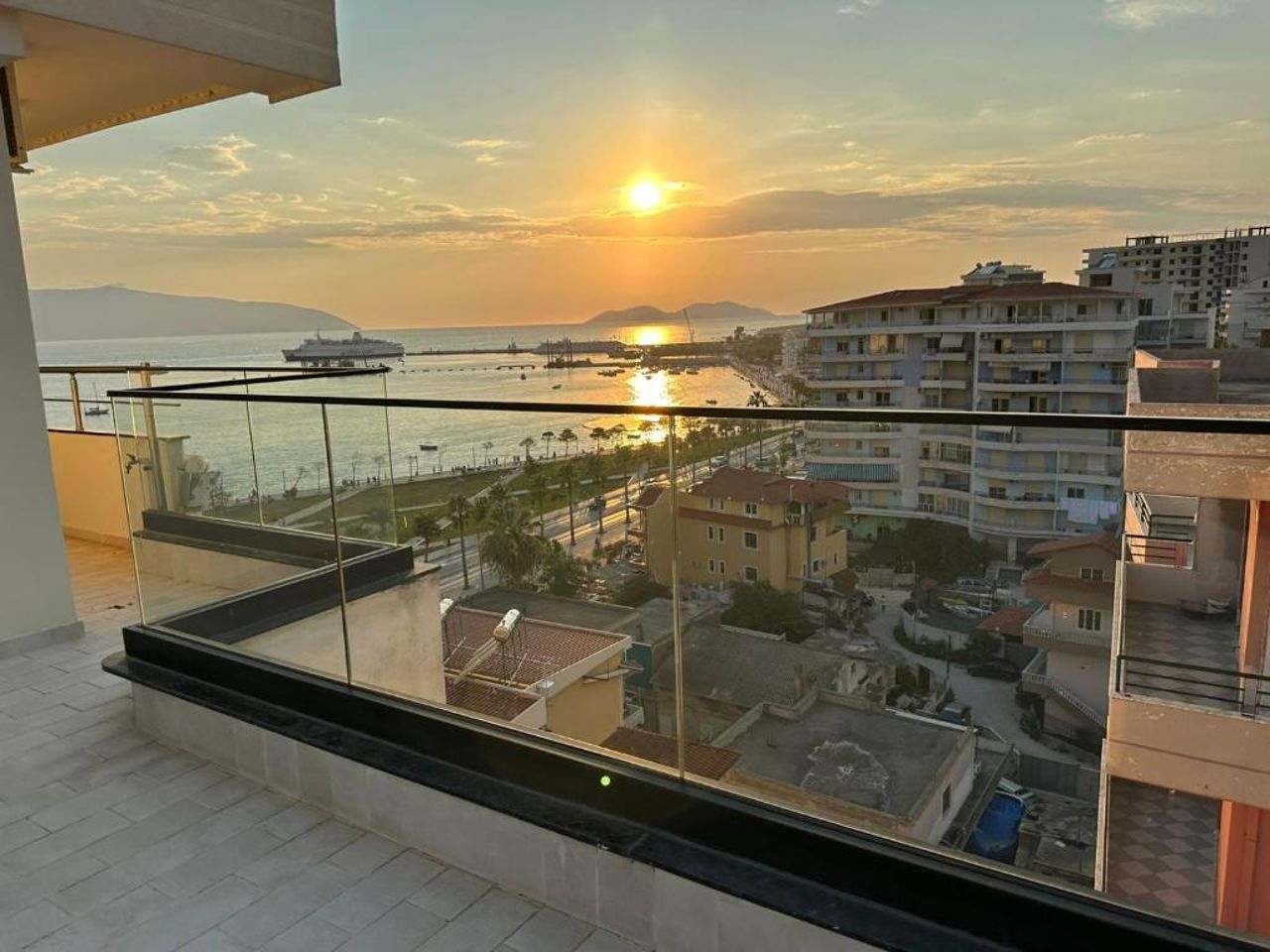 Luxury Apartment BB