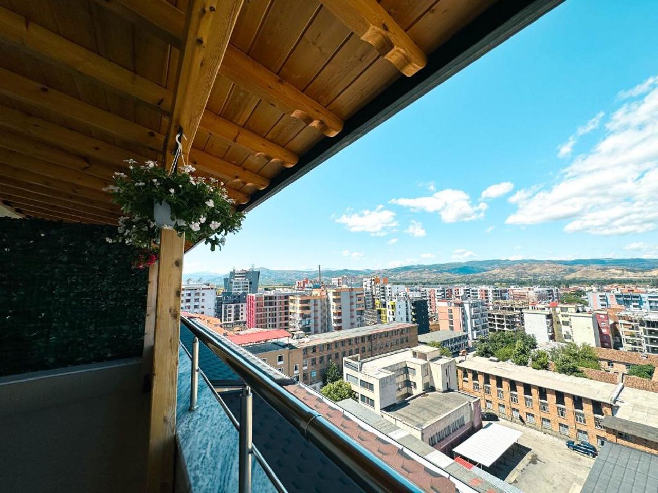 Cozy Elegance Above Korca