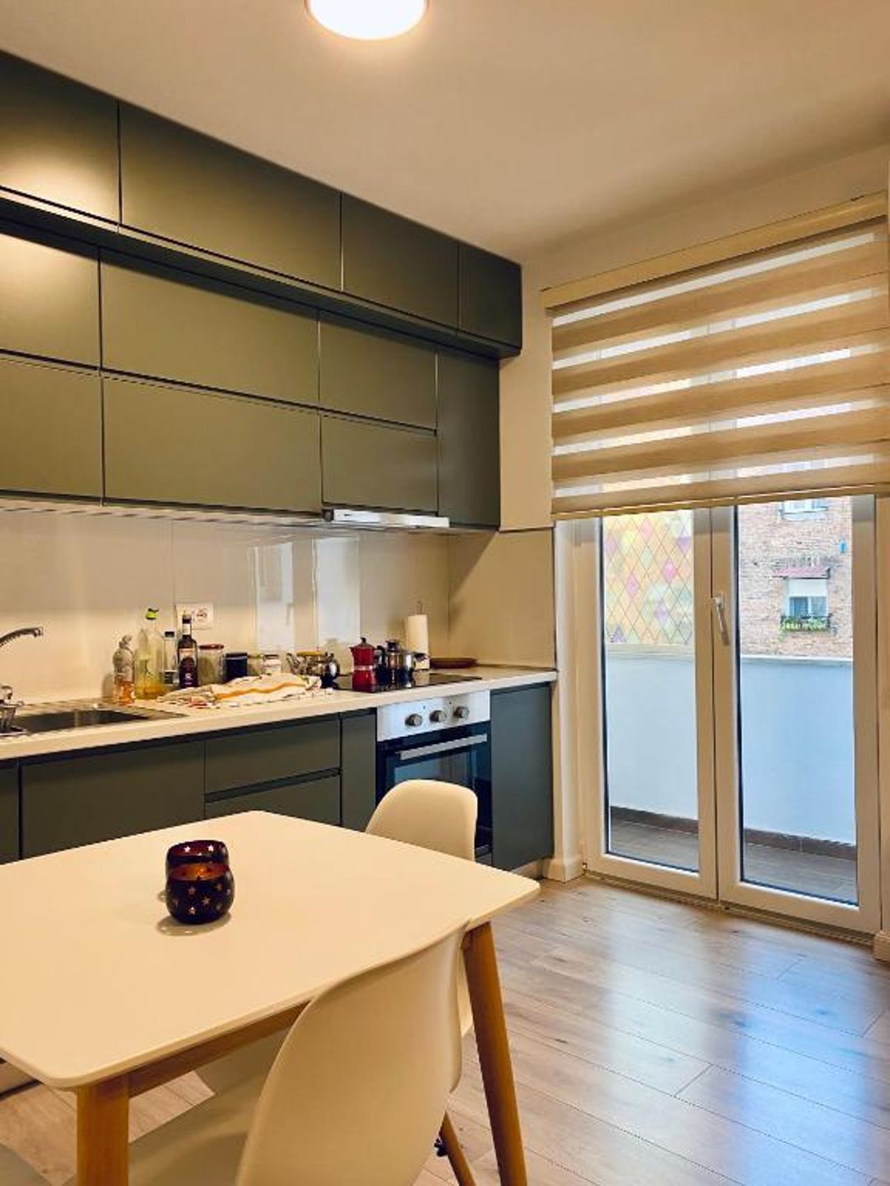 Jolie Center Apartment