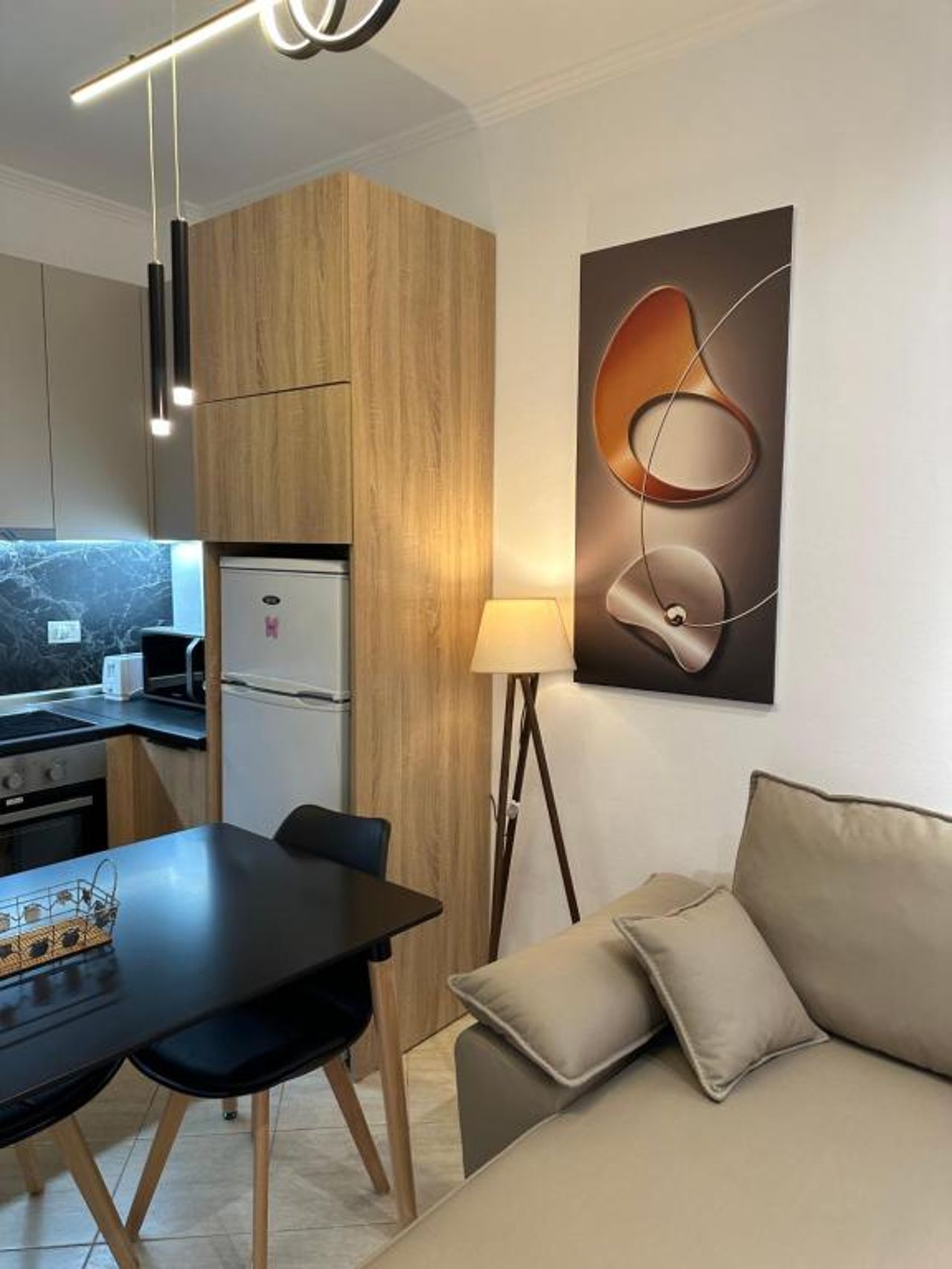 DeLux Apartment (by Mishel)