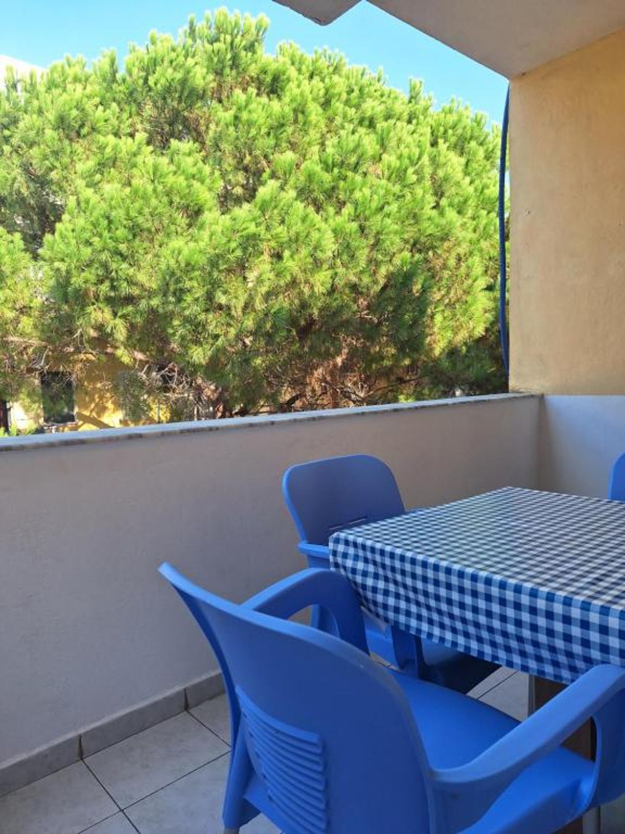 Ervin's beach apartment