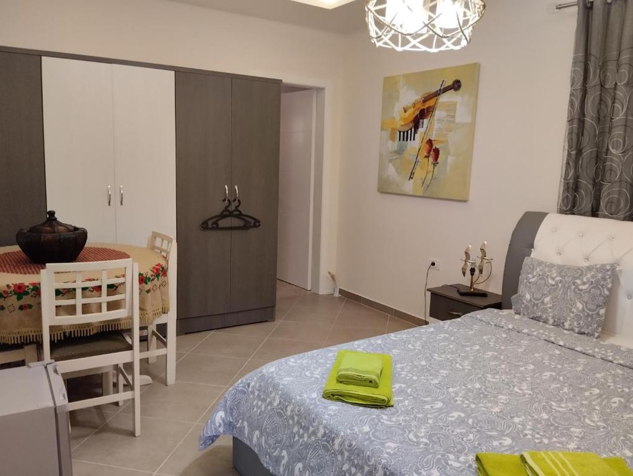 Romantic room