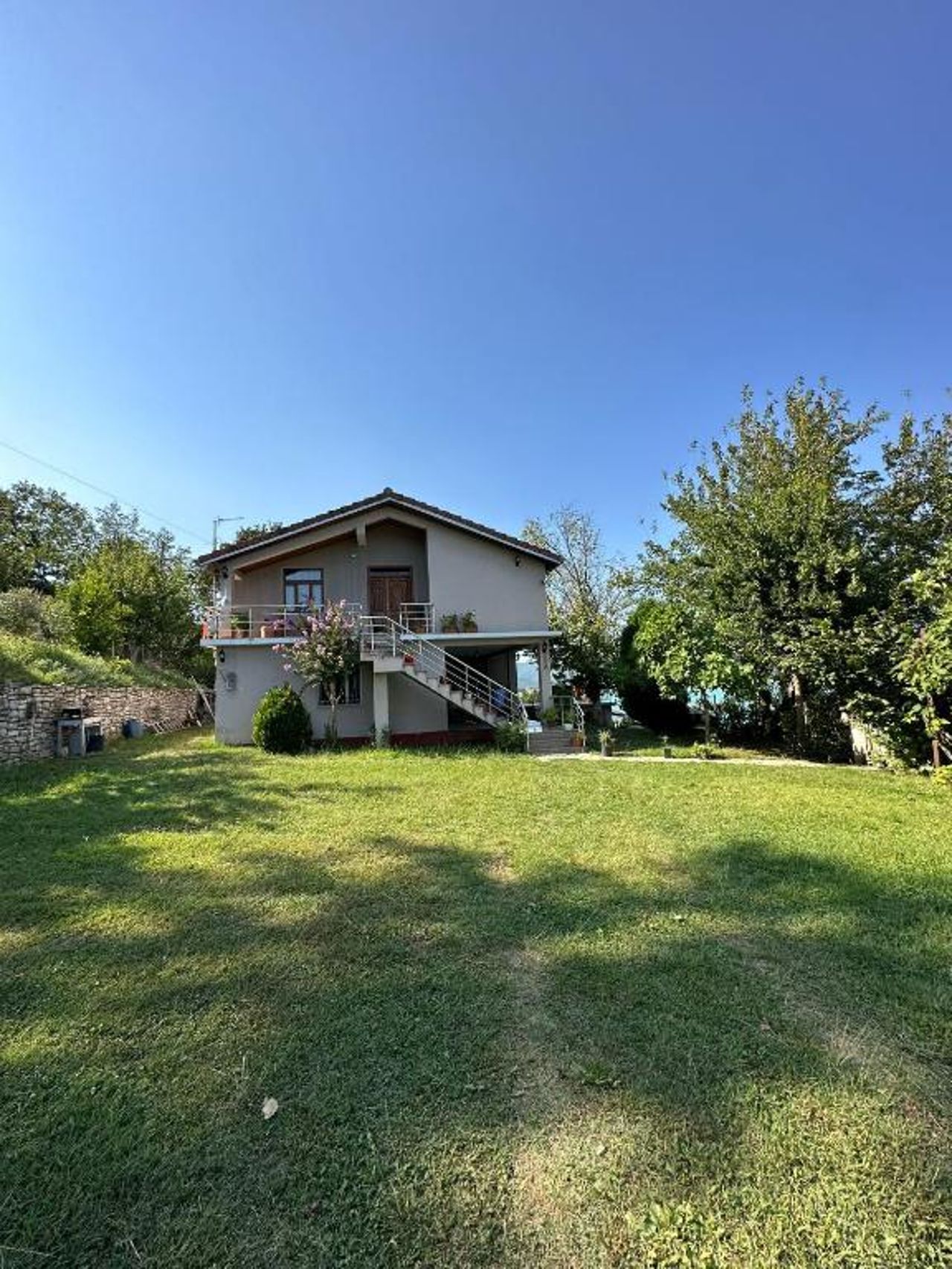 Sibora Guest House Liqeni Ulez