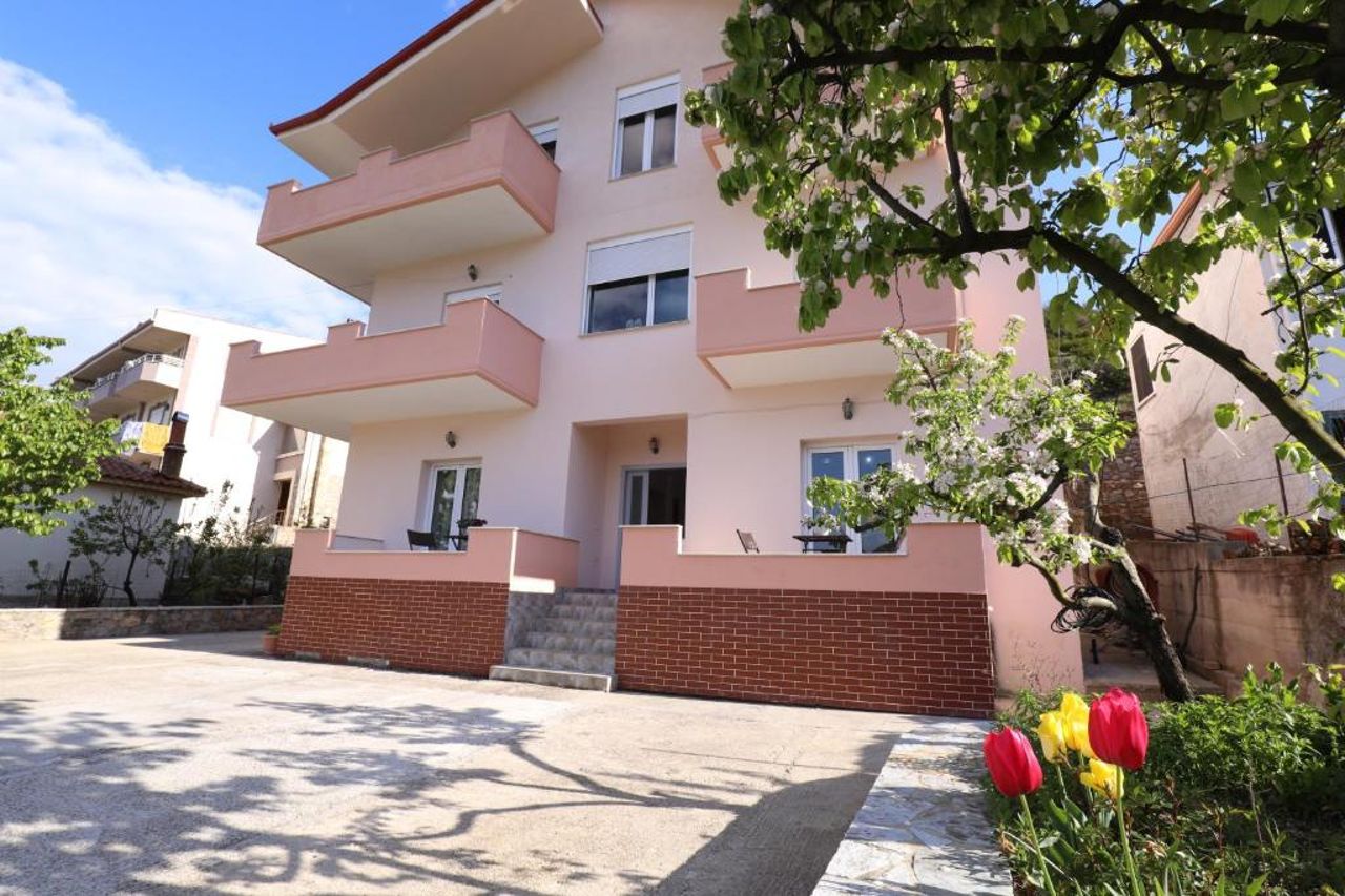 Turka Lake House
