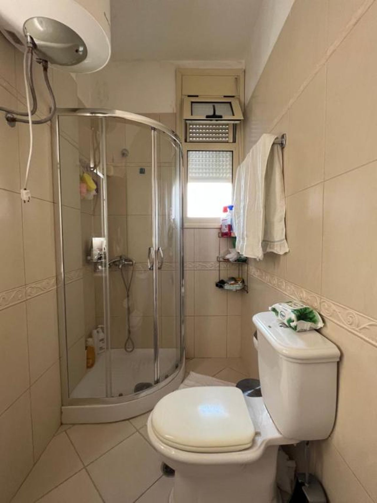 apartament uj i ftot vlore