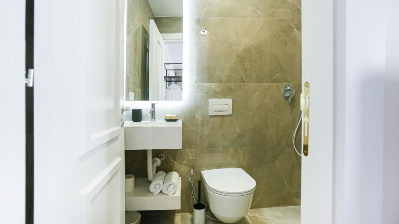 Luxury Central Suite 2 (3min Beach)