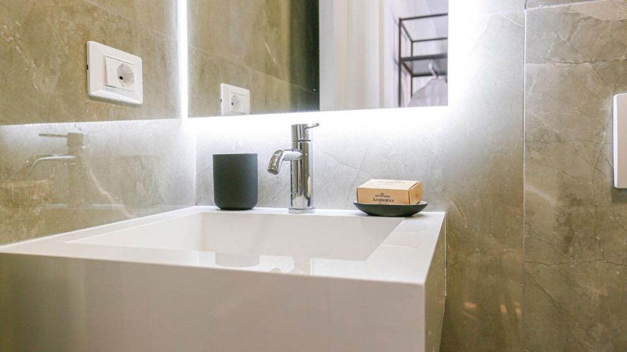 Luxury Central Suite 2 (3min Beach)
