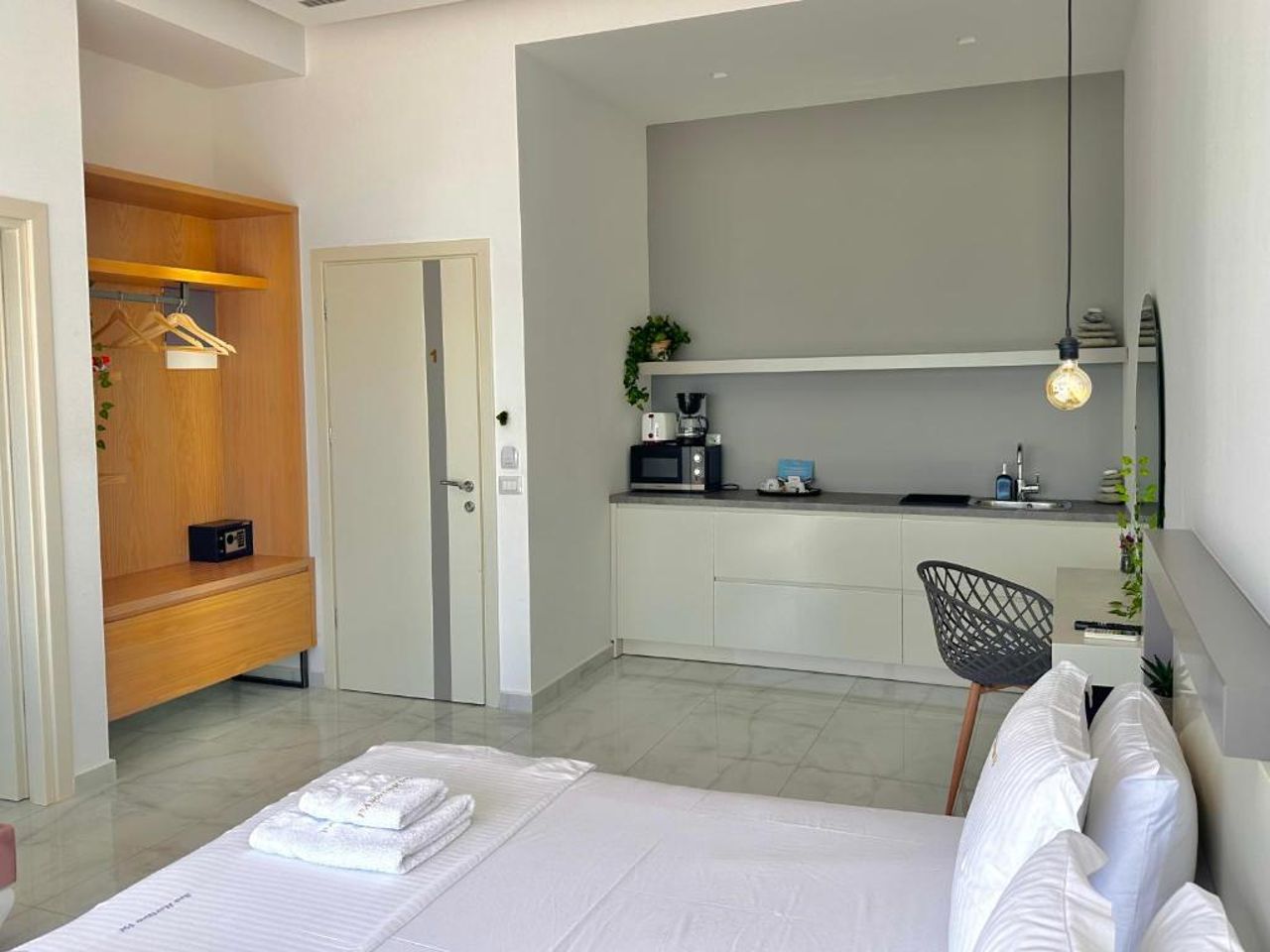 Sea Horizon Vsl Suites & Apartments