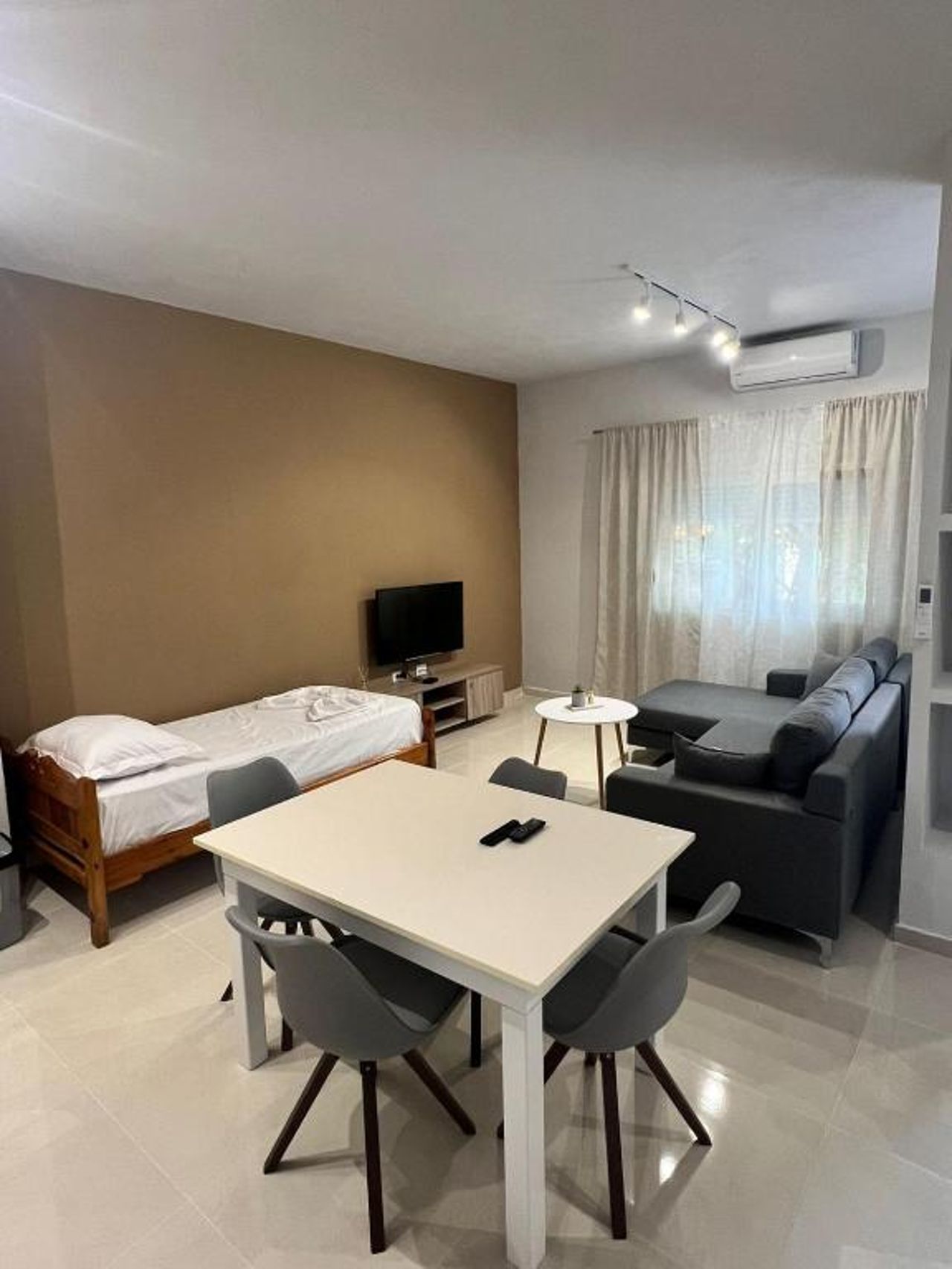 Twins Apartment