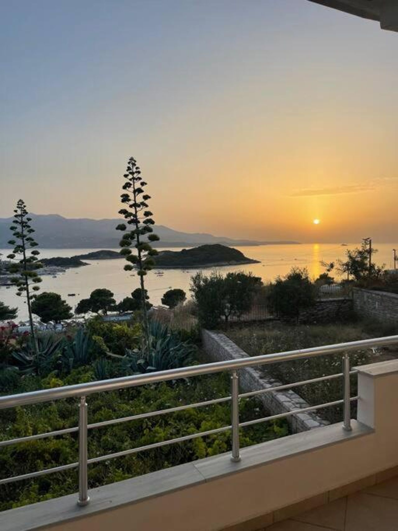Vila Athina
