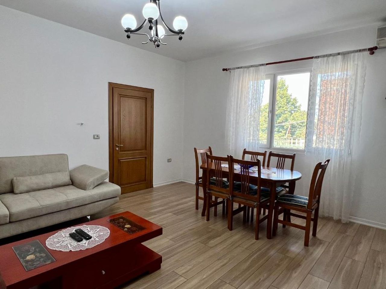 Comfy 2 BR Apartment