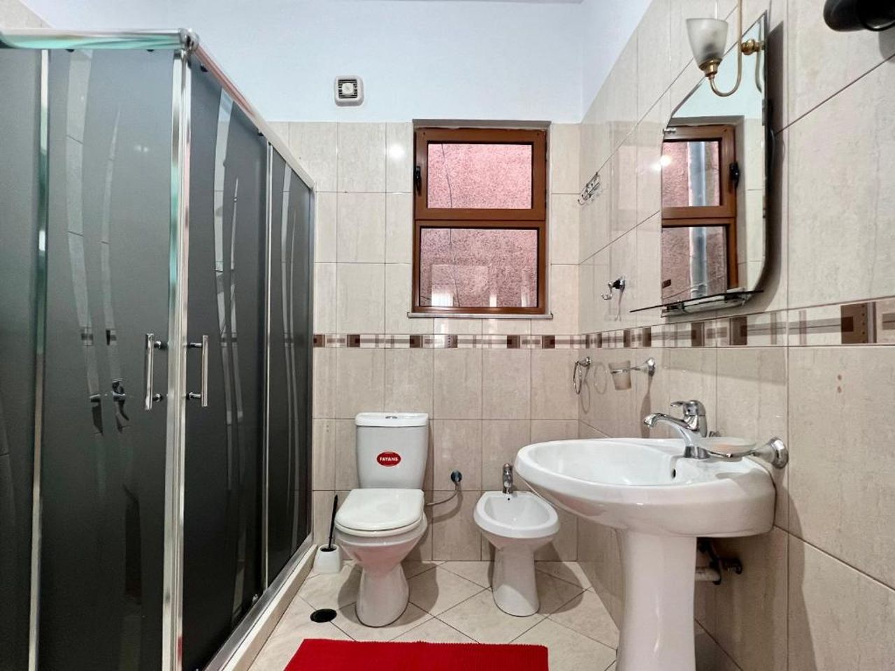 Comfy 2 BR Apartment