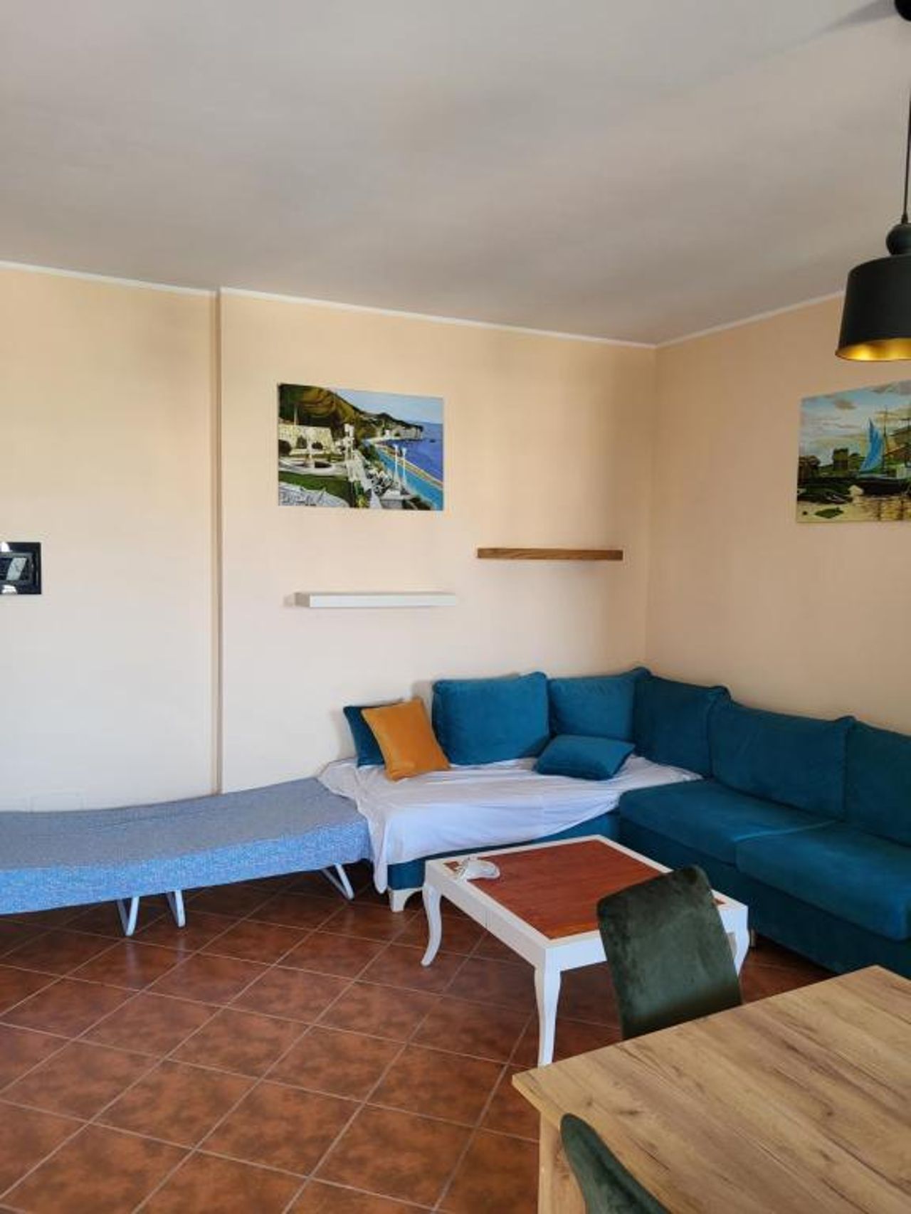 Apartment near the sea