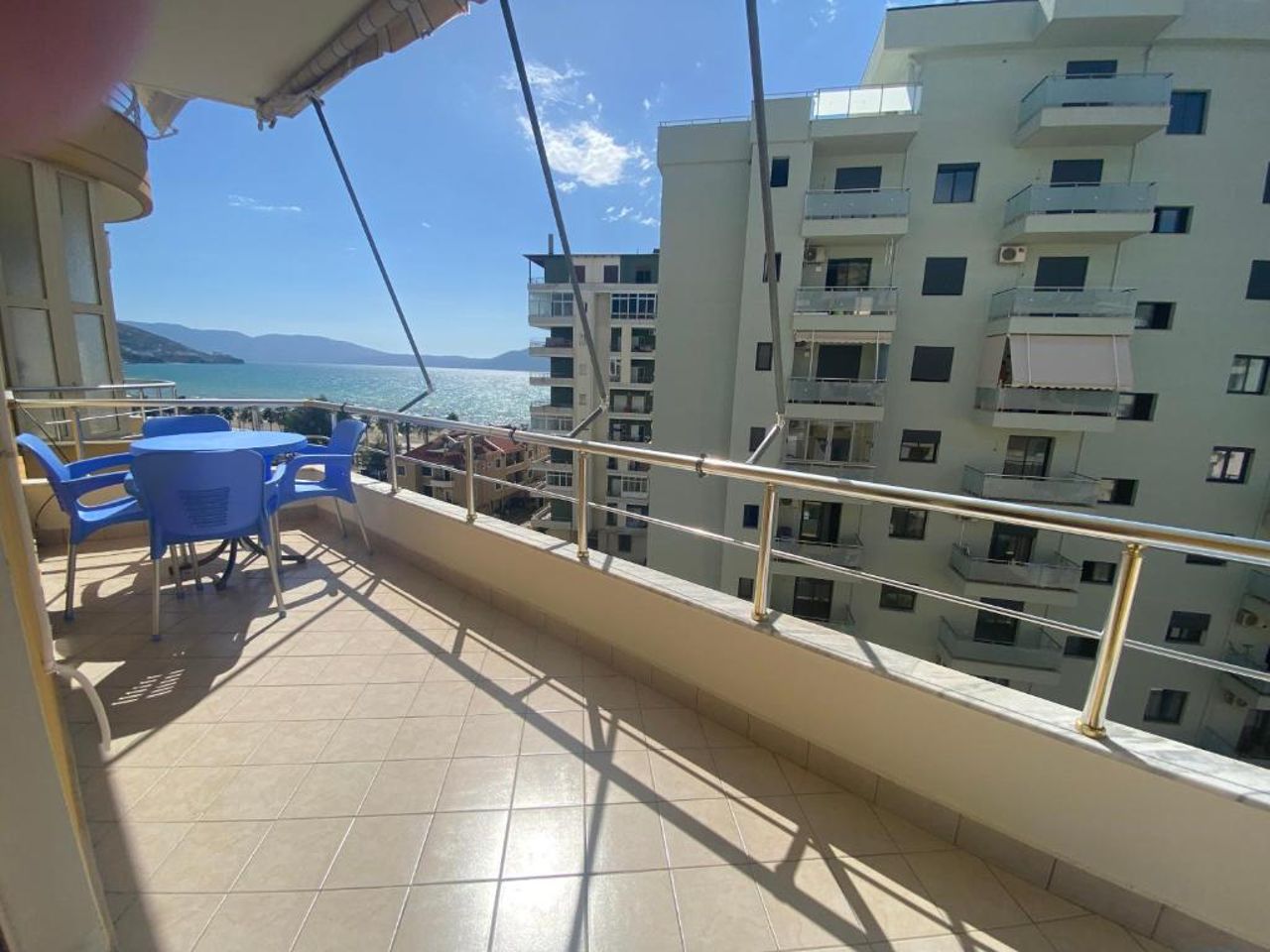 Zeneli Apartments