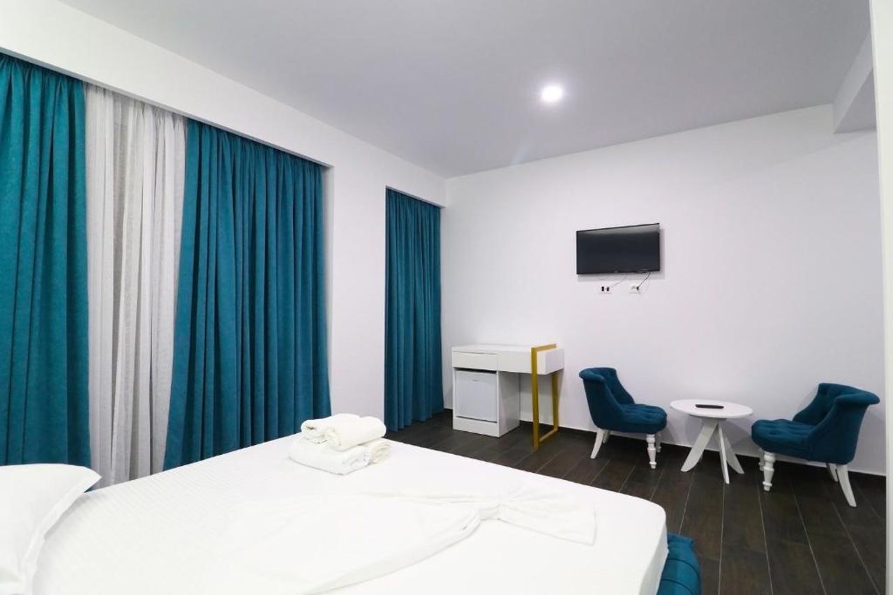 Memi Hotel