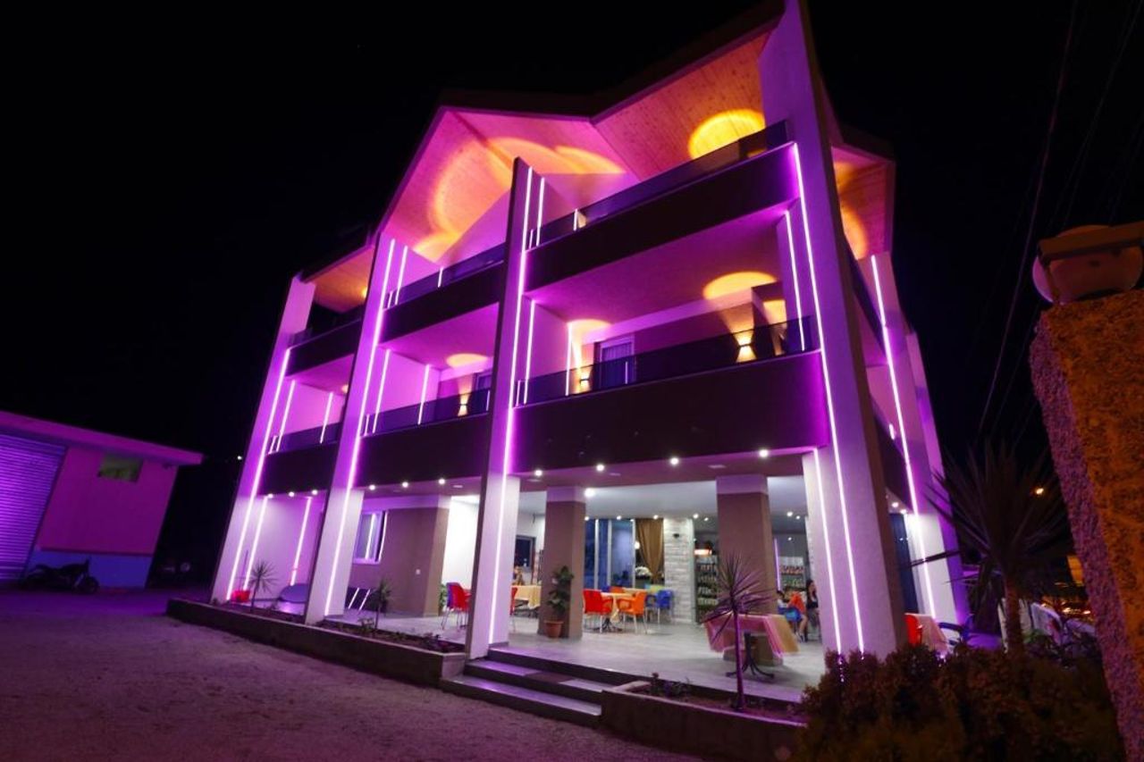 Memi Hotel