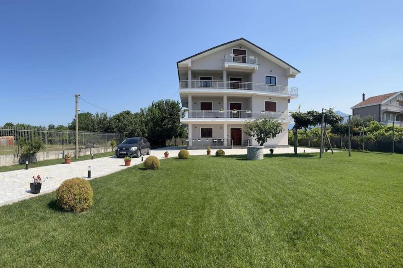 Casa Shtoj I Vjeter, Shkoder
