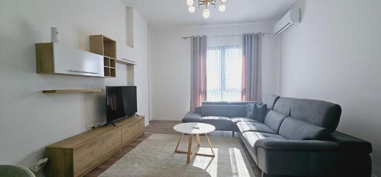 MyHouse at 21 Dhjetori