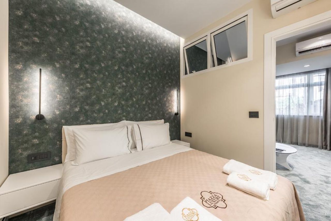 Piazza Luxury Apartments
