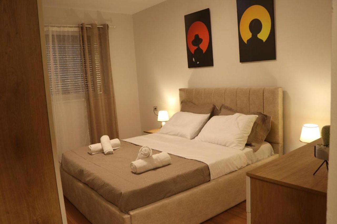 Pine Apartment Tirana