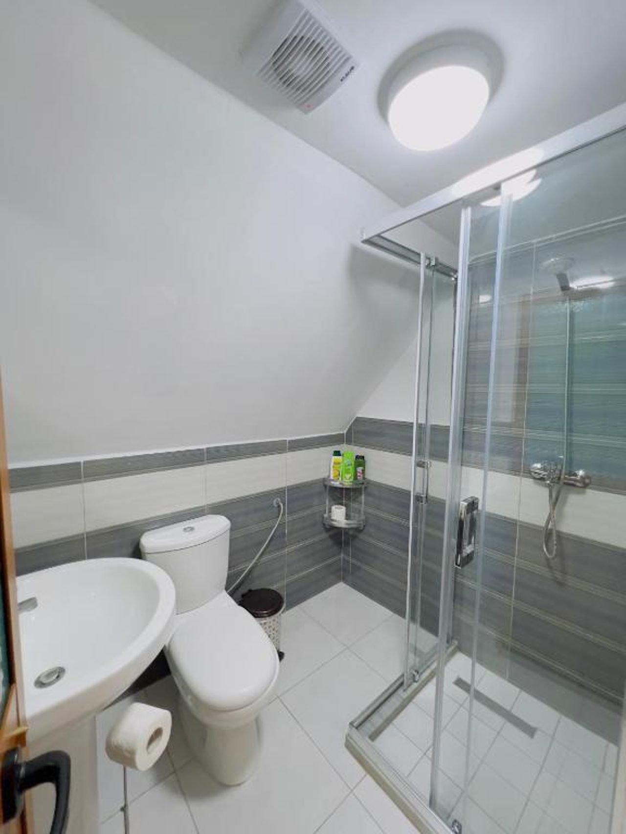 Guest House Gjelaj