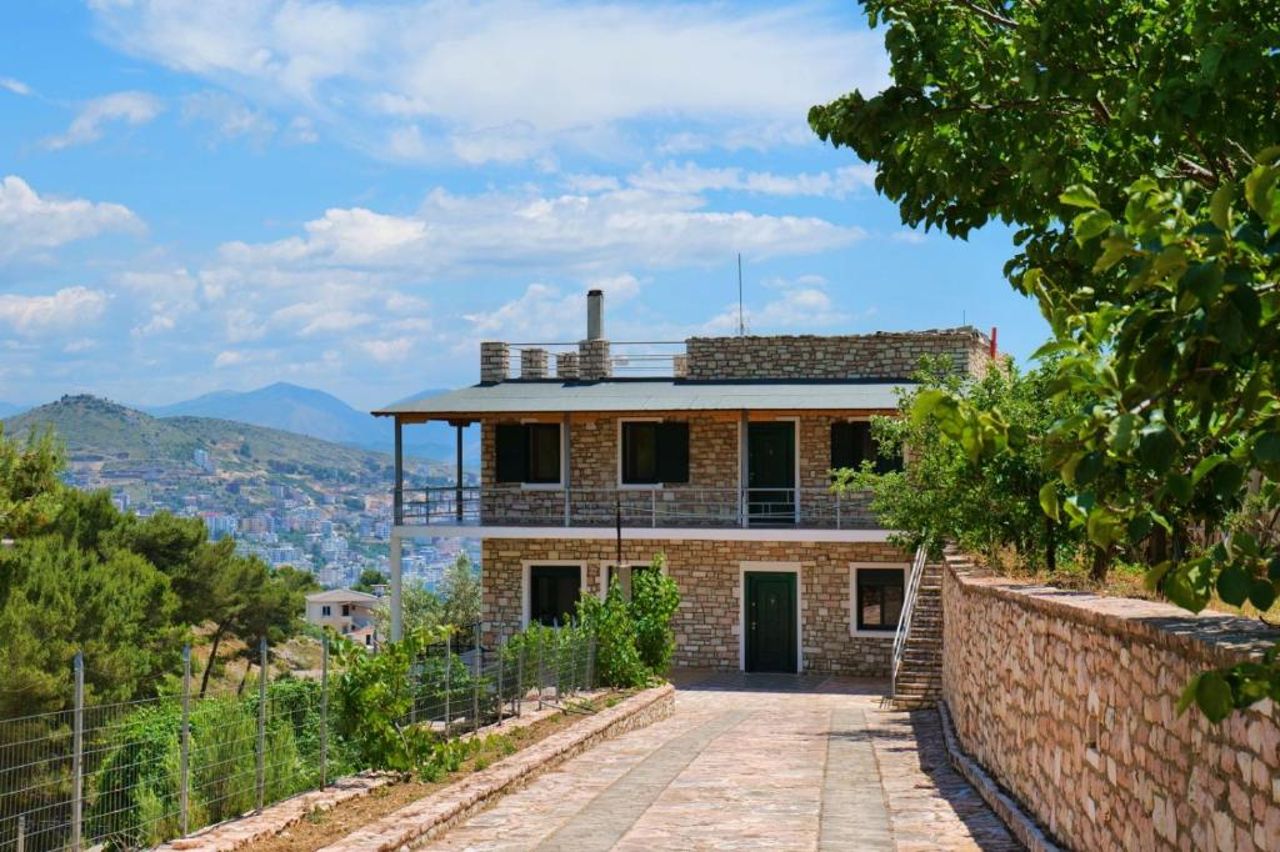 Villa Klevi