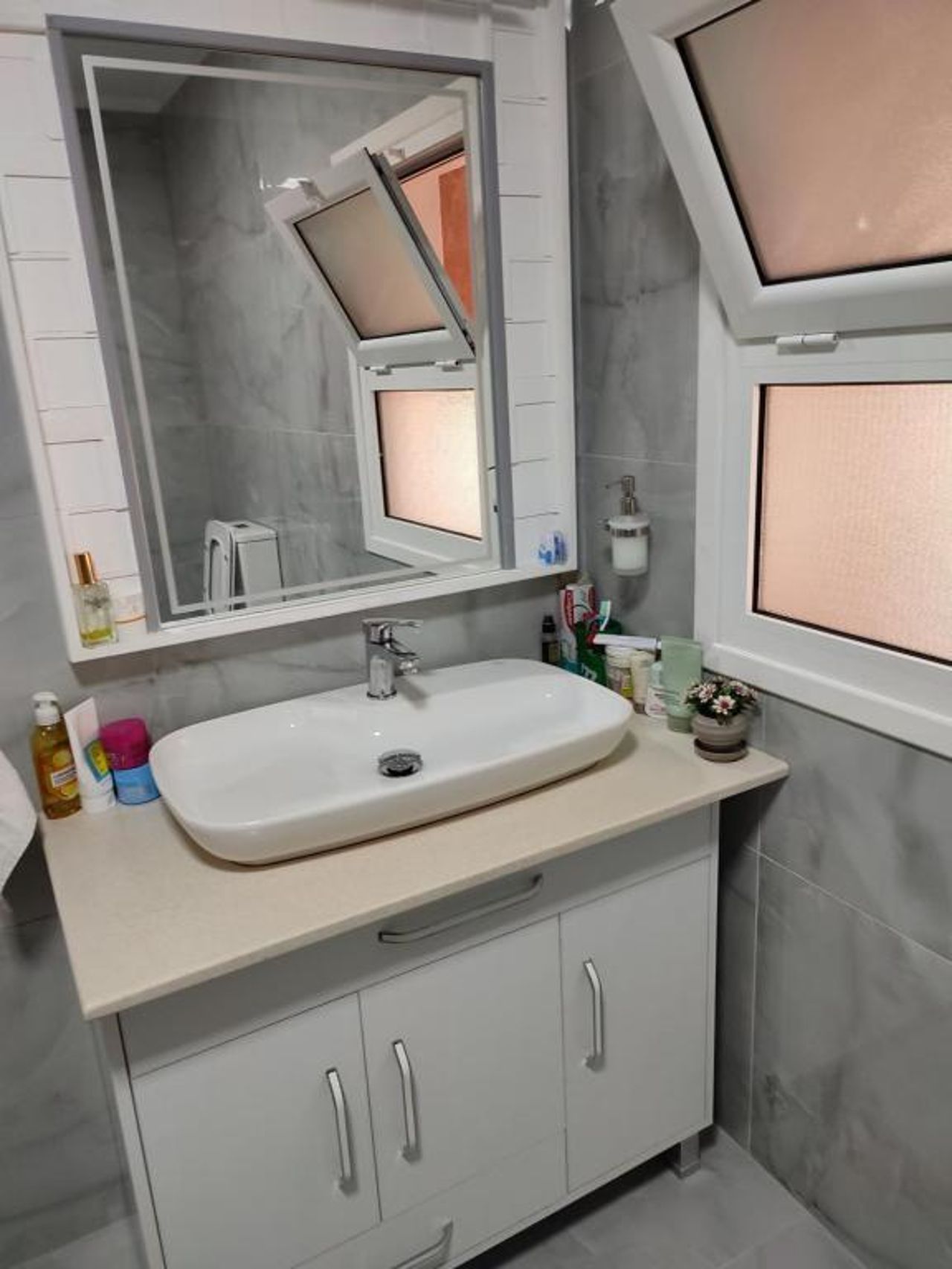 Tusuni Guest House