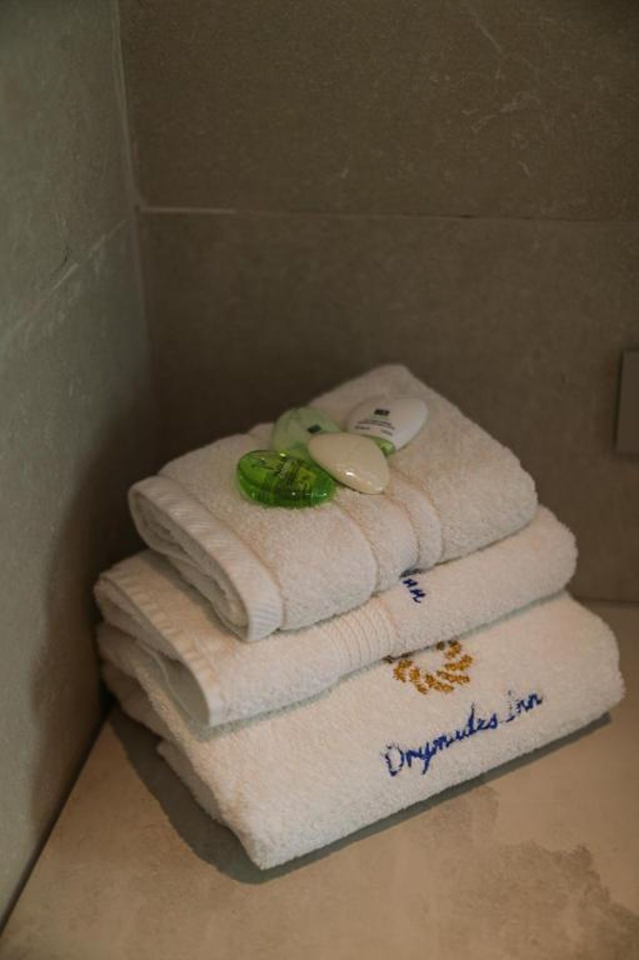 Drymades Inn Resort