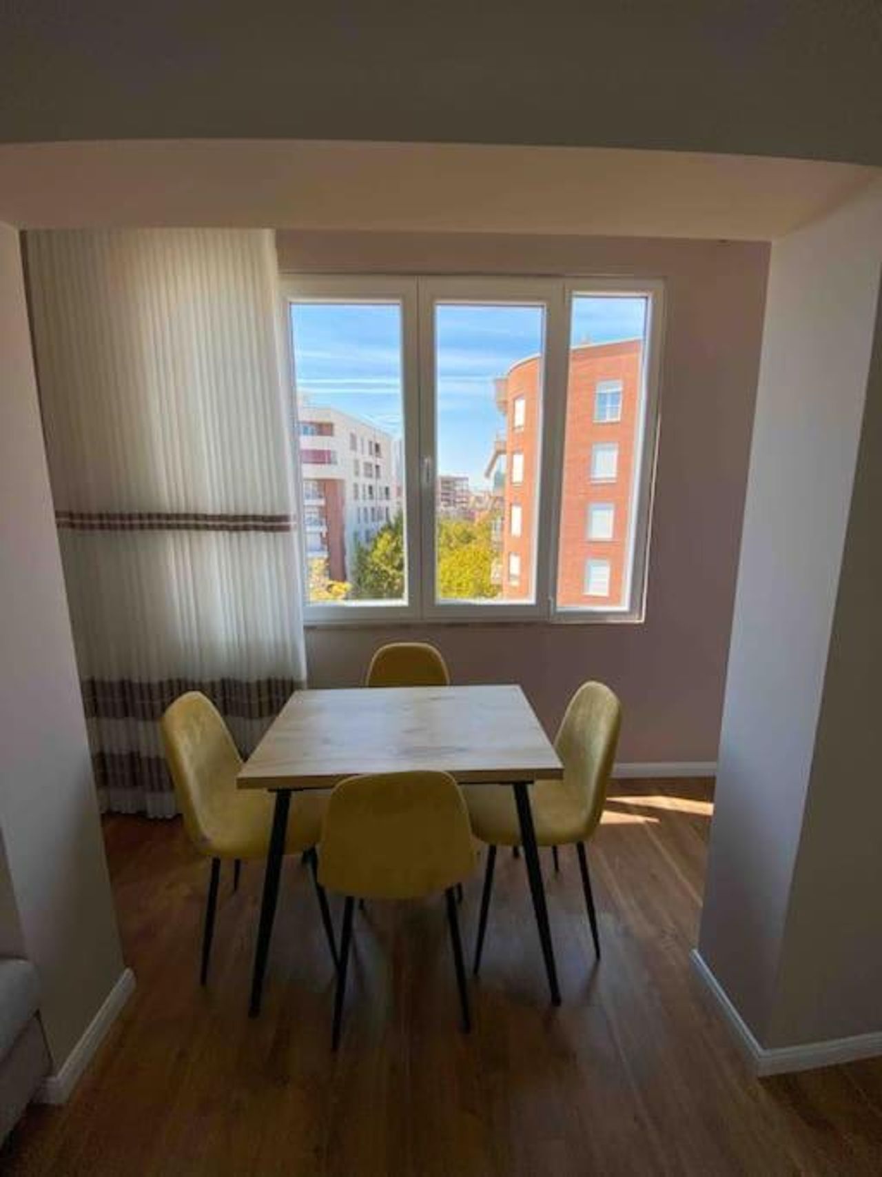 Niko's Apartment