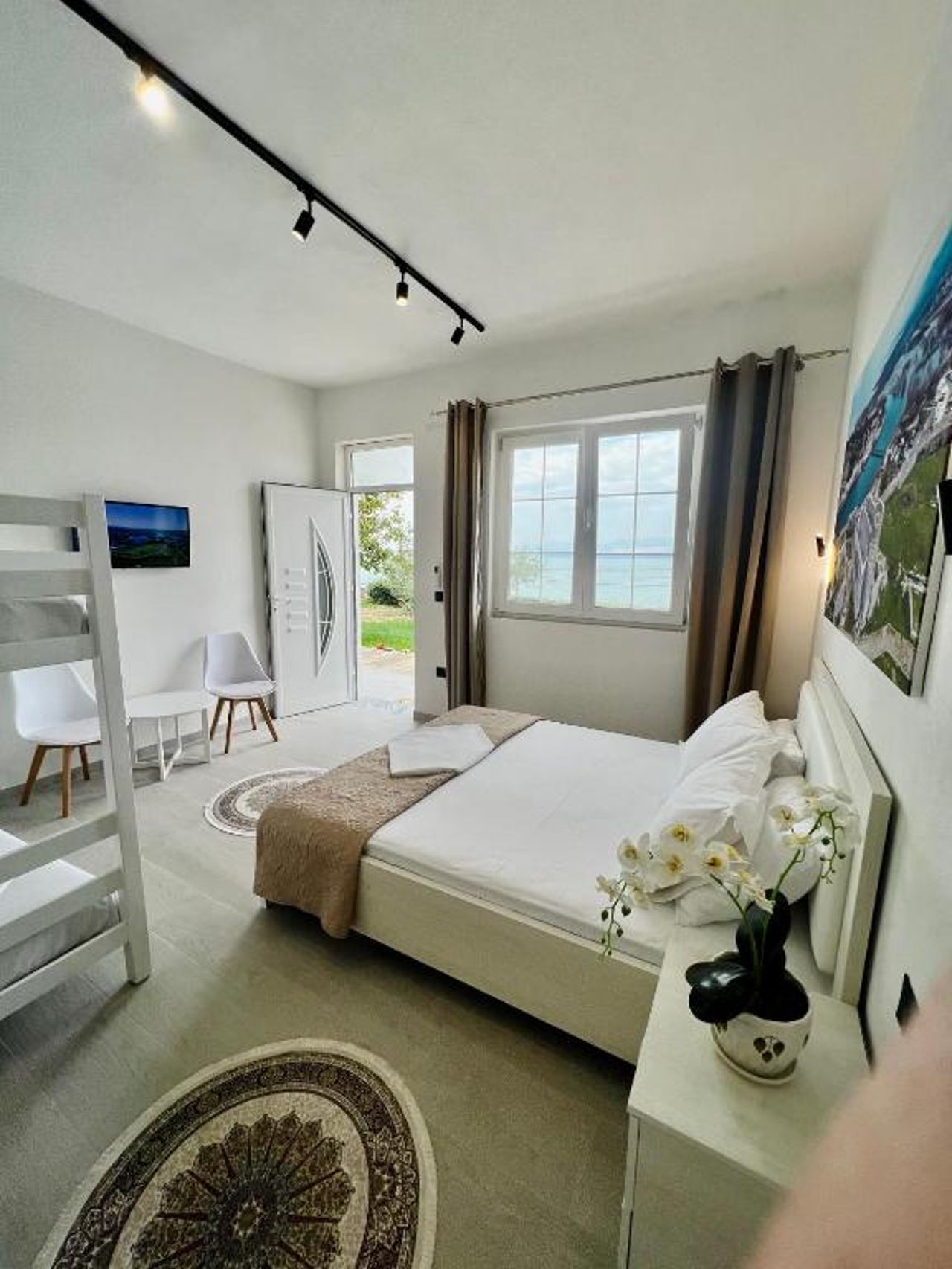 Iart Residence